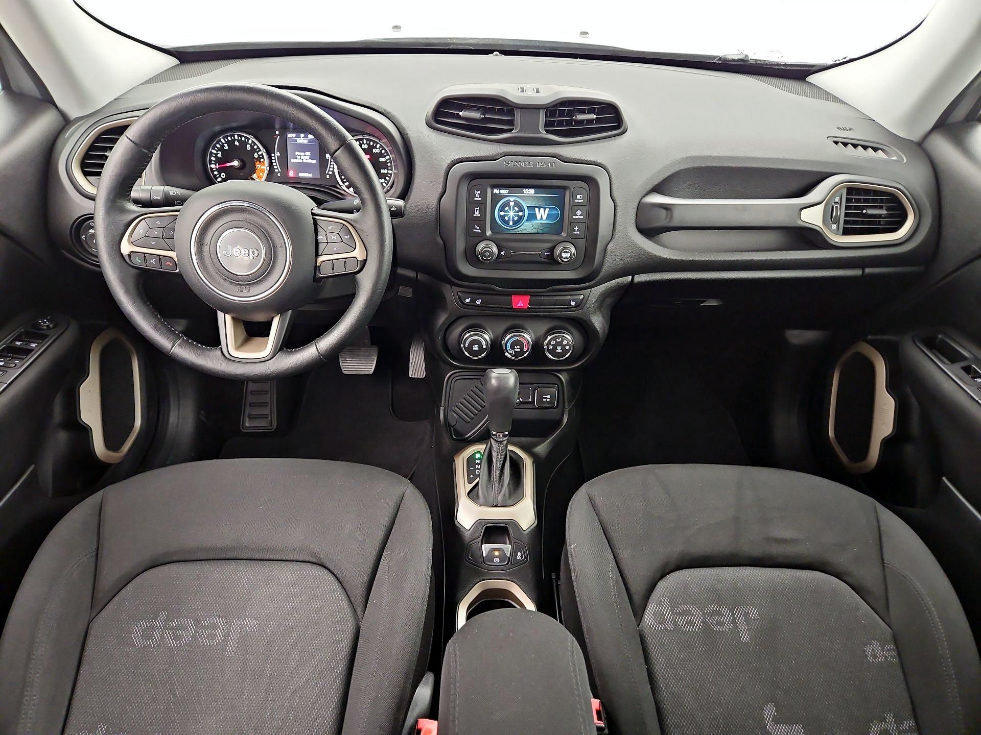 Thumbnail: 2015 Jeep Renegade - 9