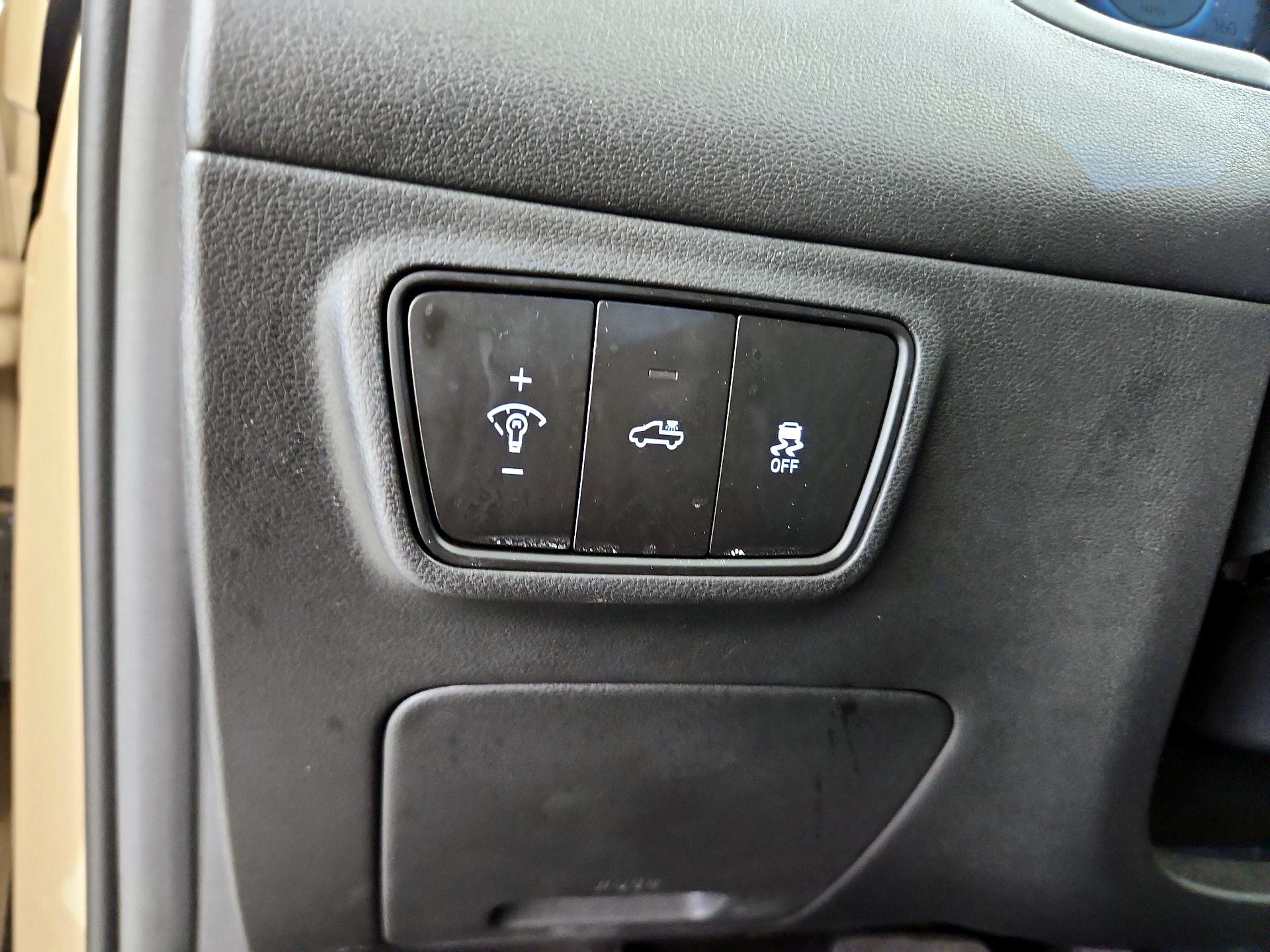 Thumbnail: 2023 Hyundai Santa Cruz - 13