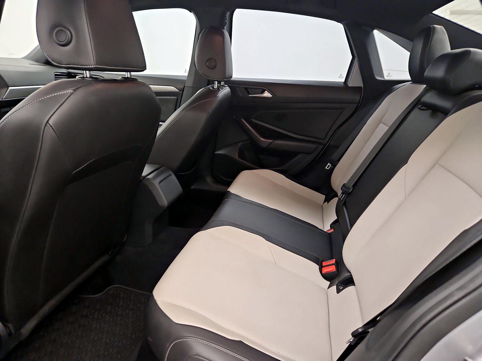 Thumbnail: 2020 Volkswagen Jetta - 20