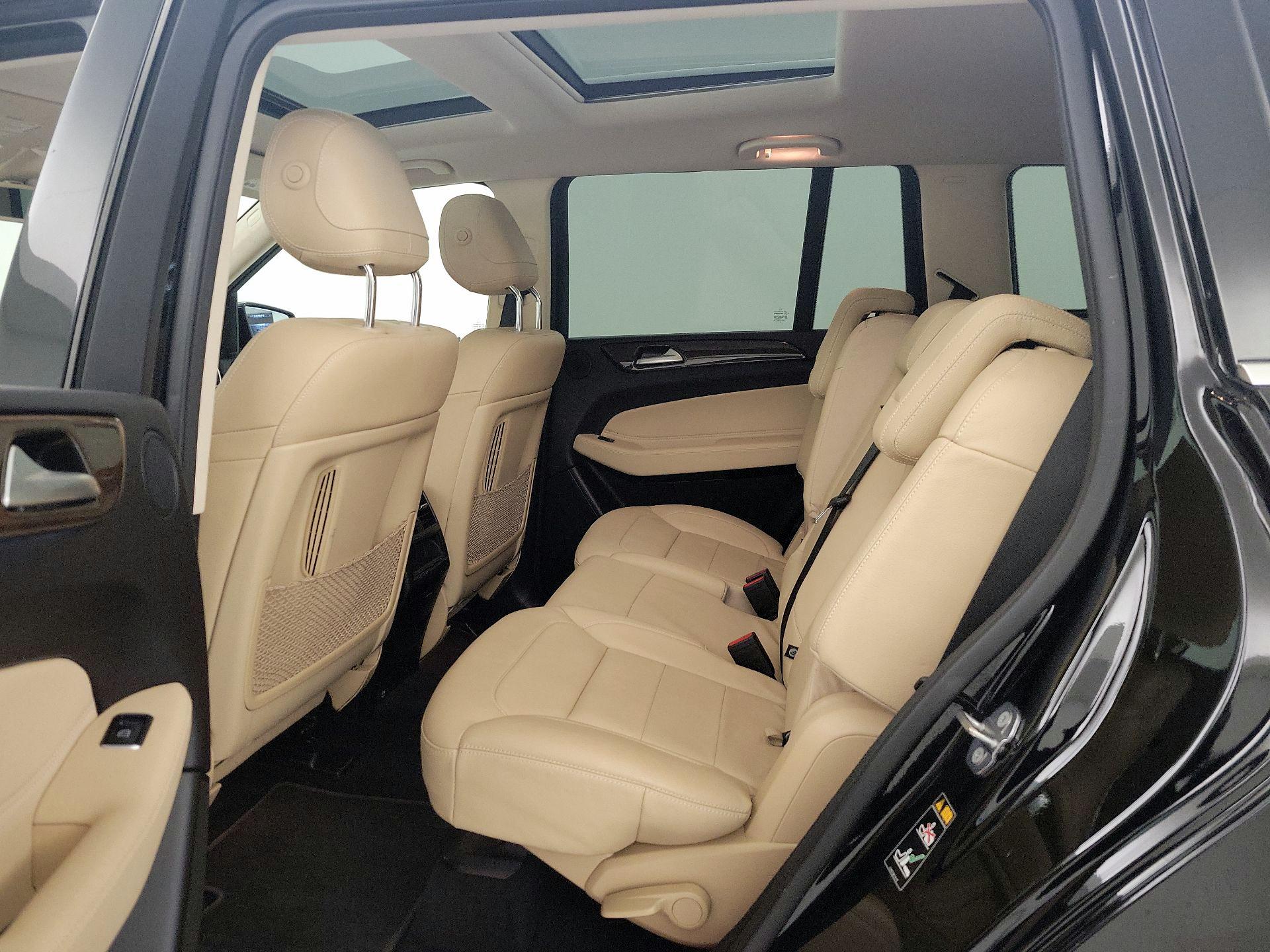 Thumbnail: 2019 Mercedes-Benz GLS - 19