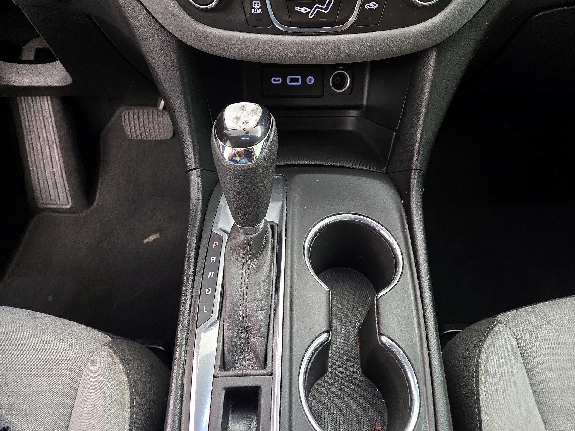 Thumbnail: 2019 Chevrolet Equinox - 17