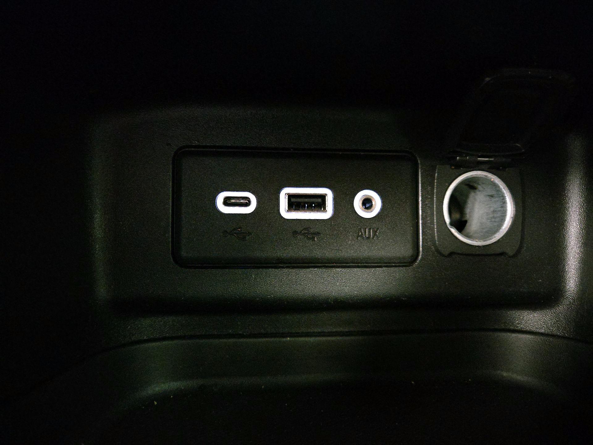 Thumbnail: 2019 Chevrolet Equinox - 18