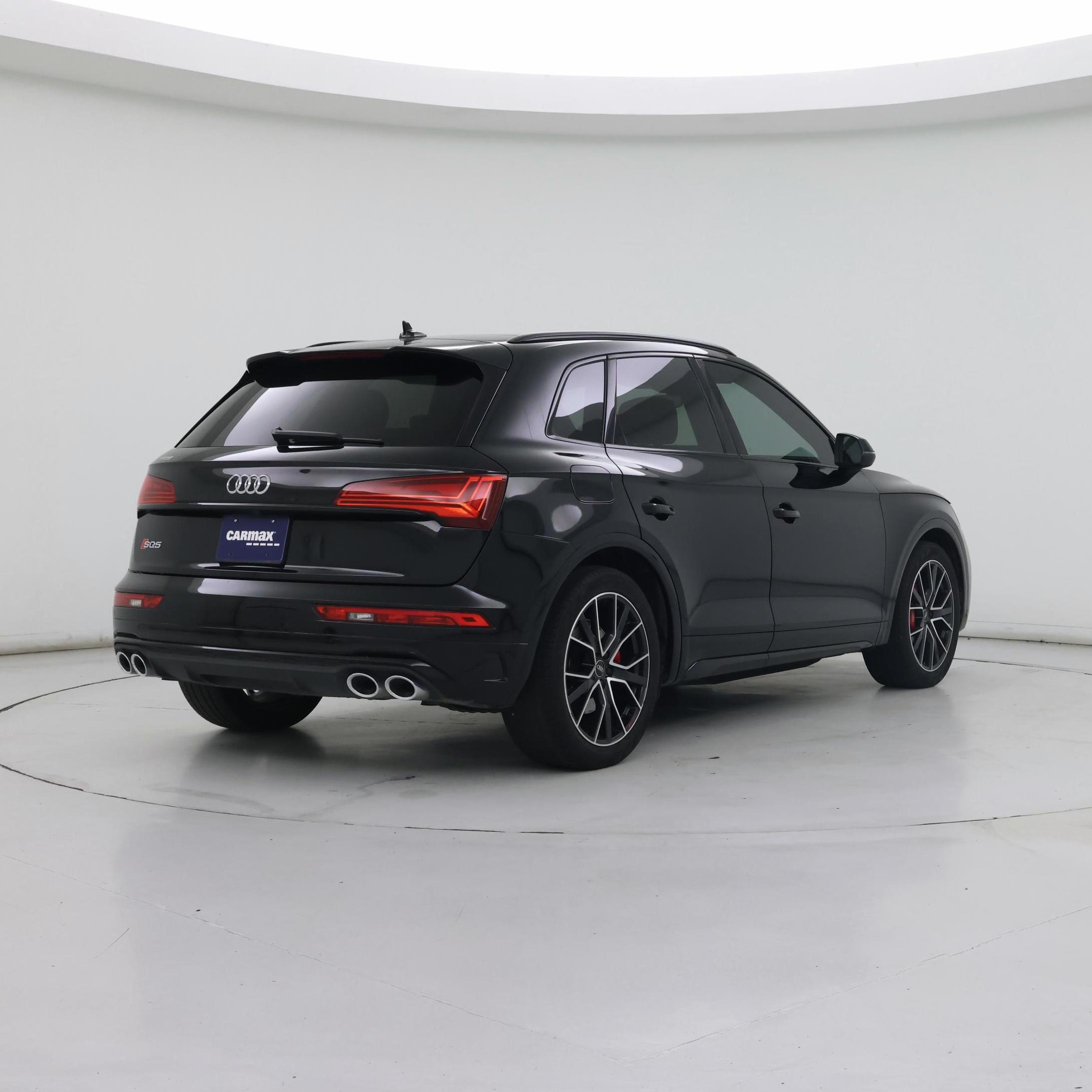 Thumbnail: 2022 Audi SQ5 - 8