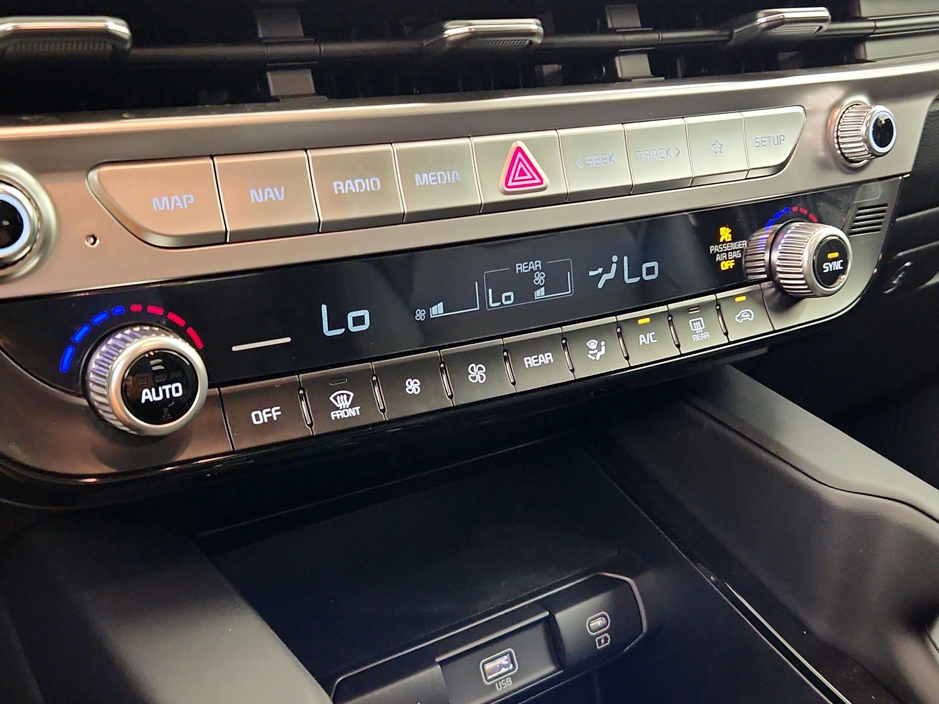 Thumbnail: 2025 Kia Telluride - 17