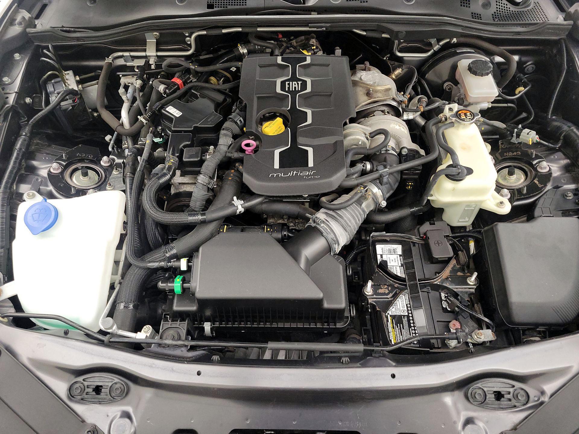 Thumbnail: 2017 Fiat 124 Spider - 19