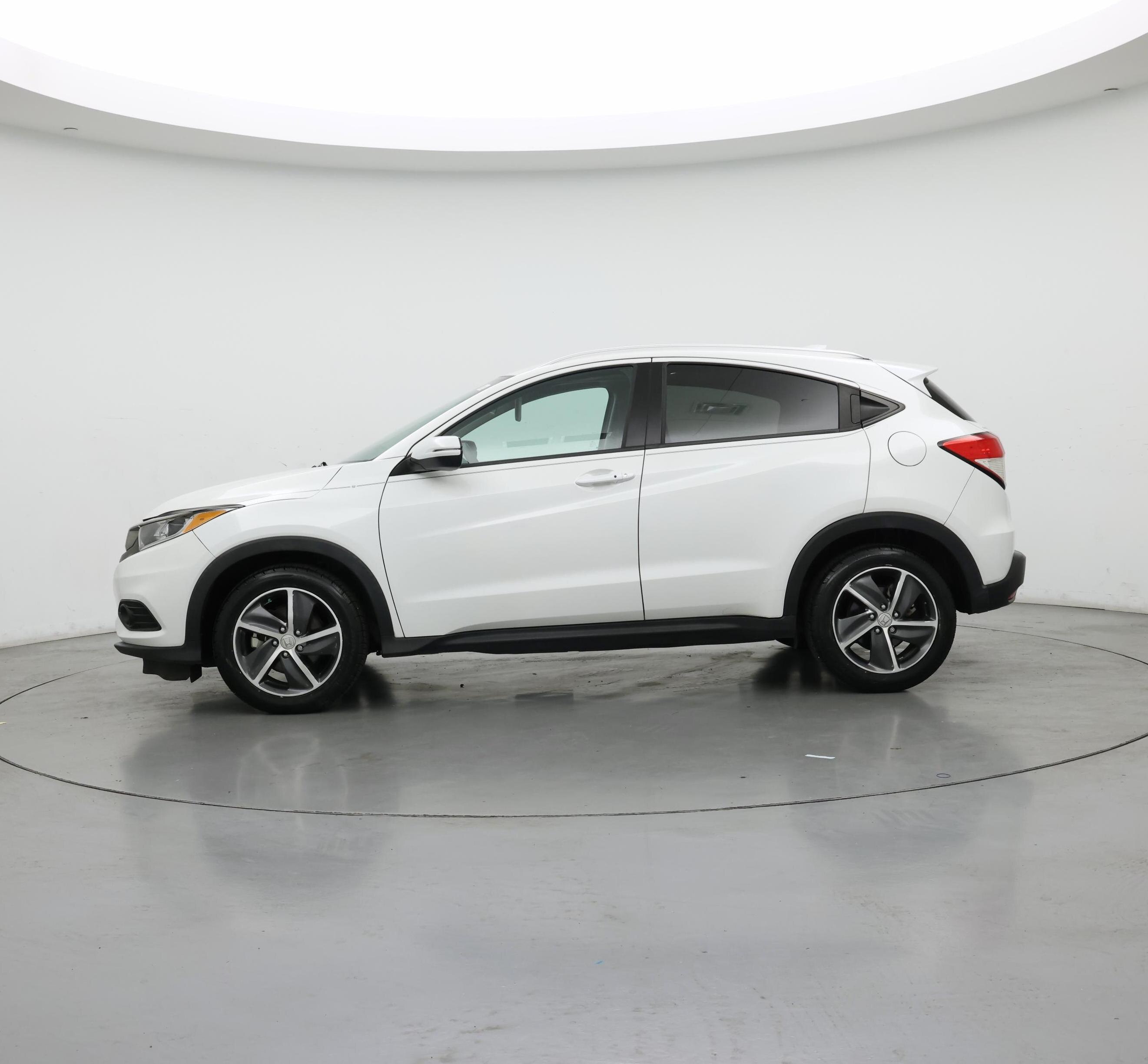Thumbnail: 2021 Honda HR-V - 3