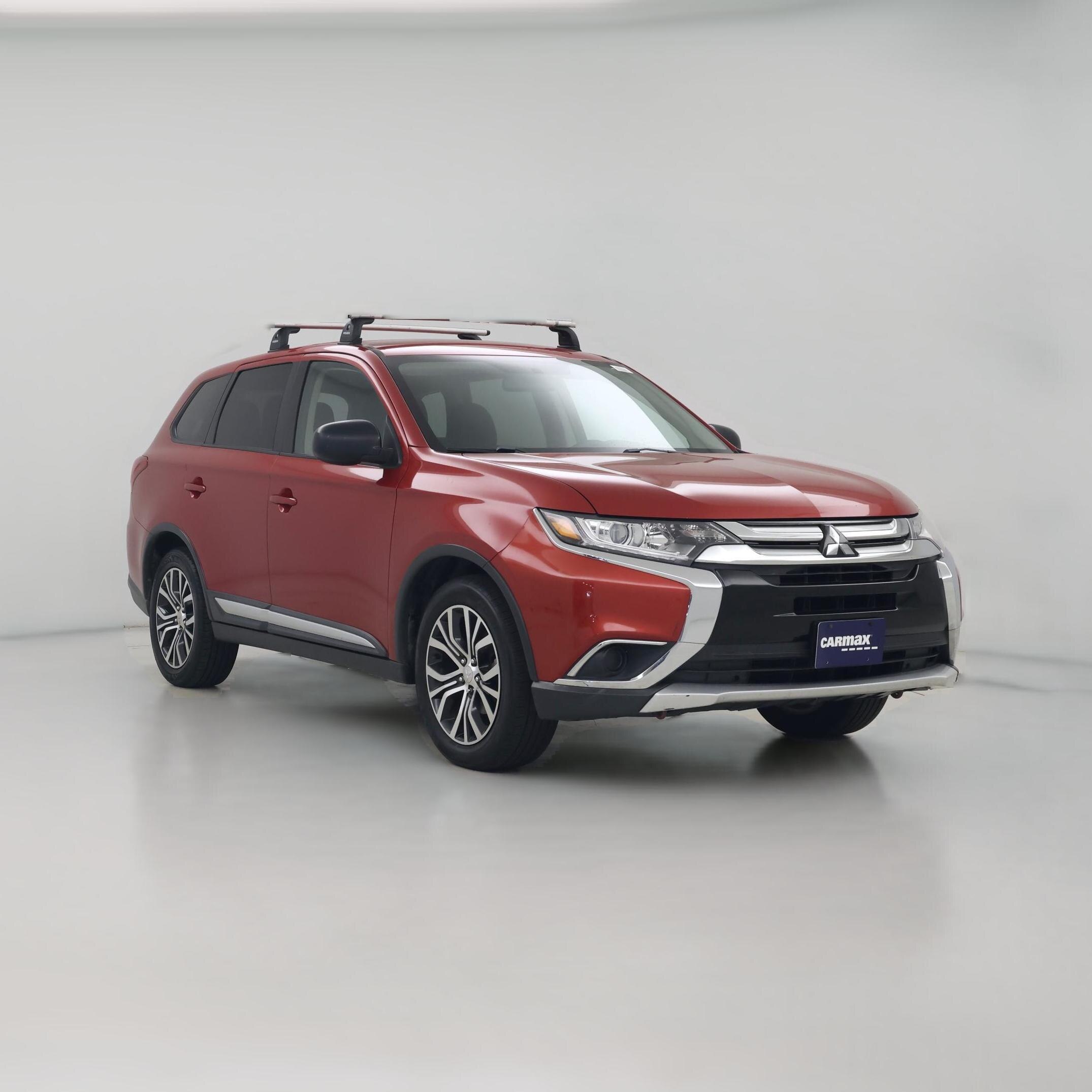 Thumbnail: 2018 Mitsubishi Outlander - 1