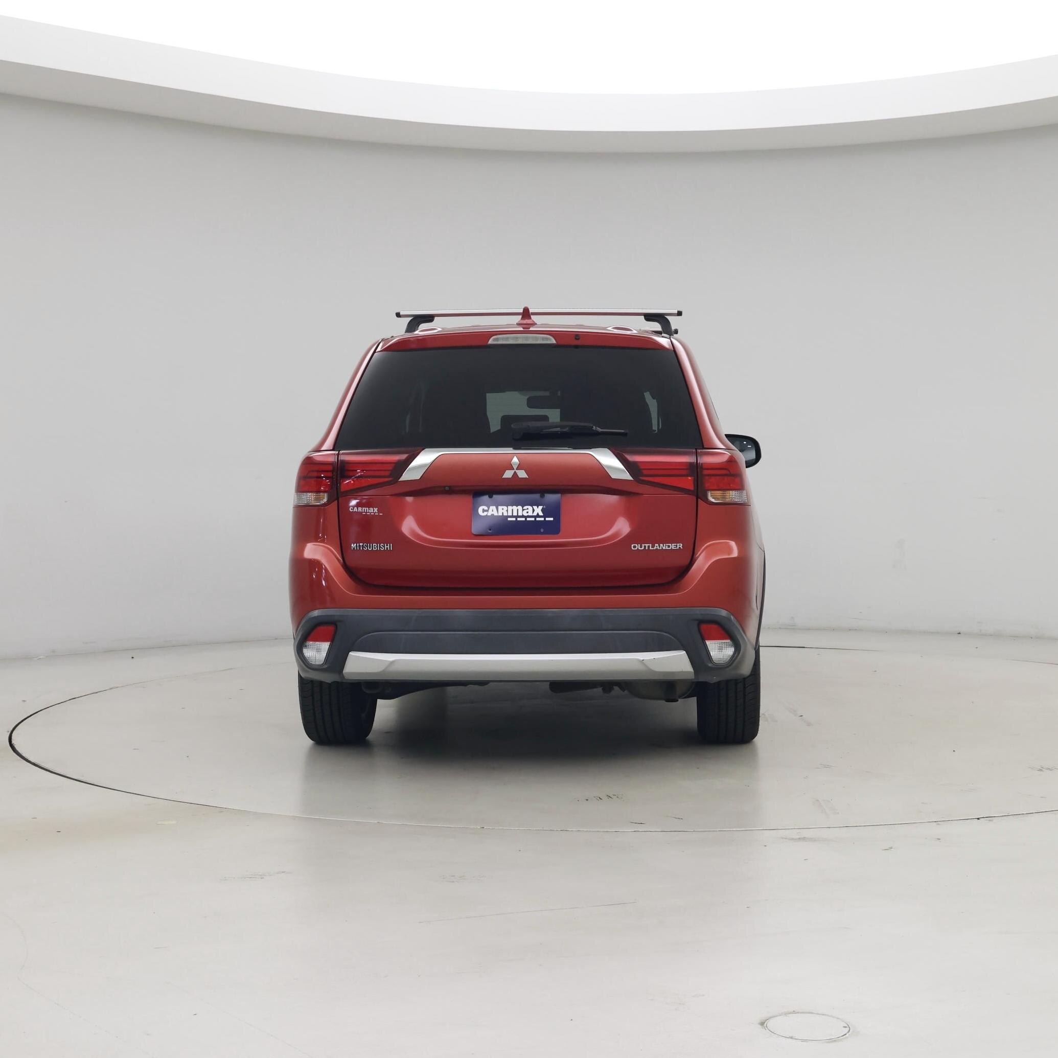 Thumbnail: 2018 Mitsubishi Outlander - 6