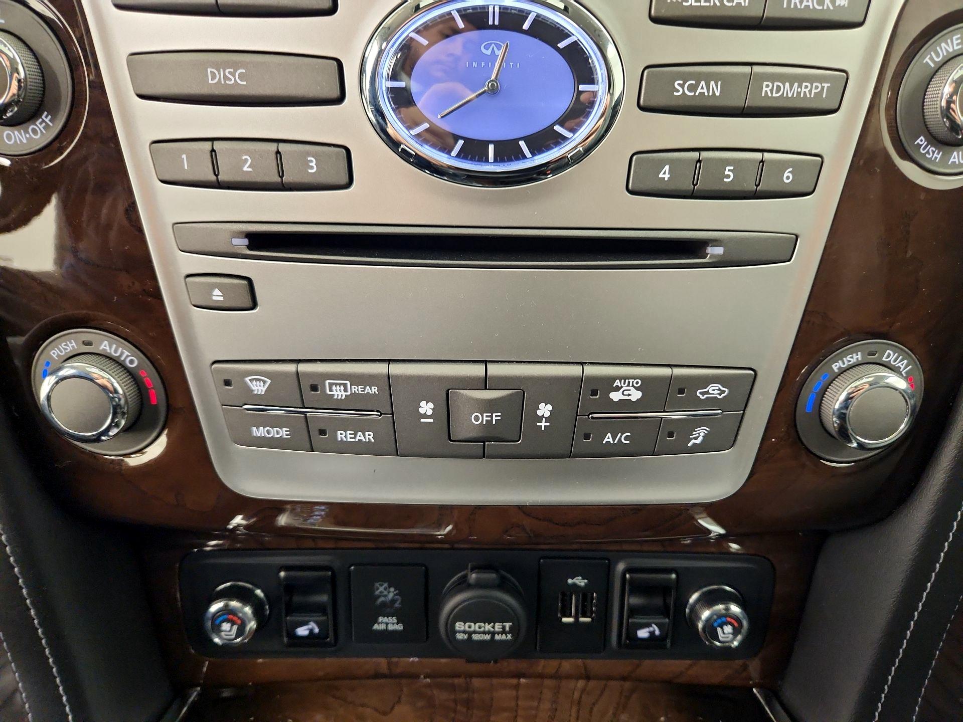 Thumbnail: 2019 INFINITI QX80 - 17