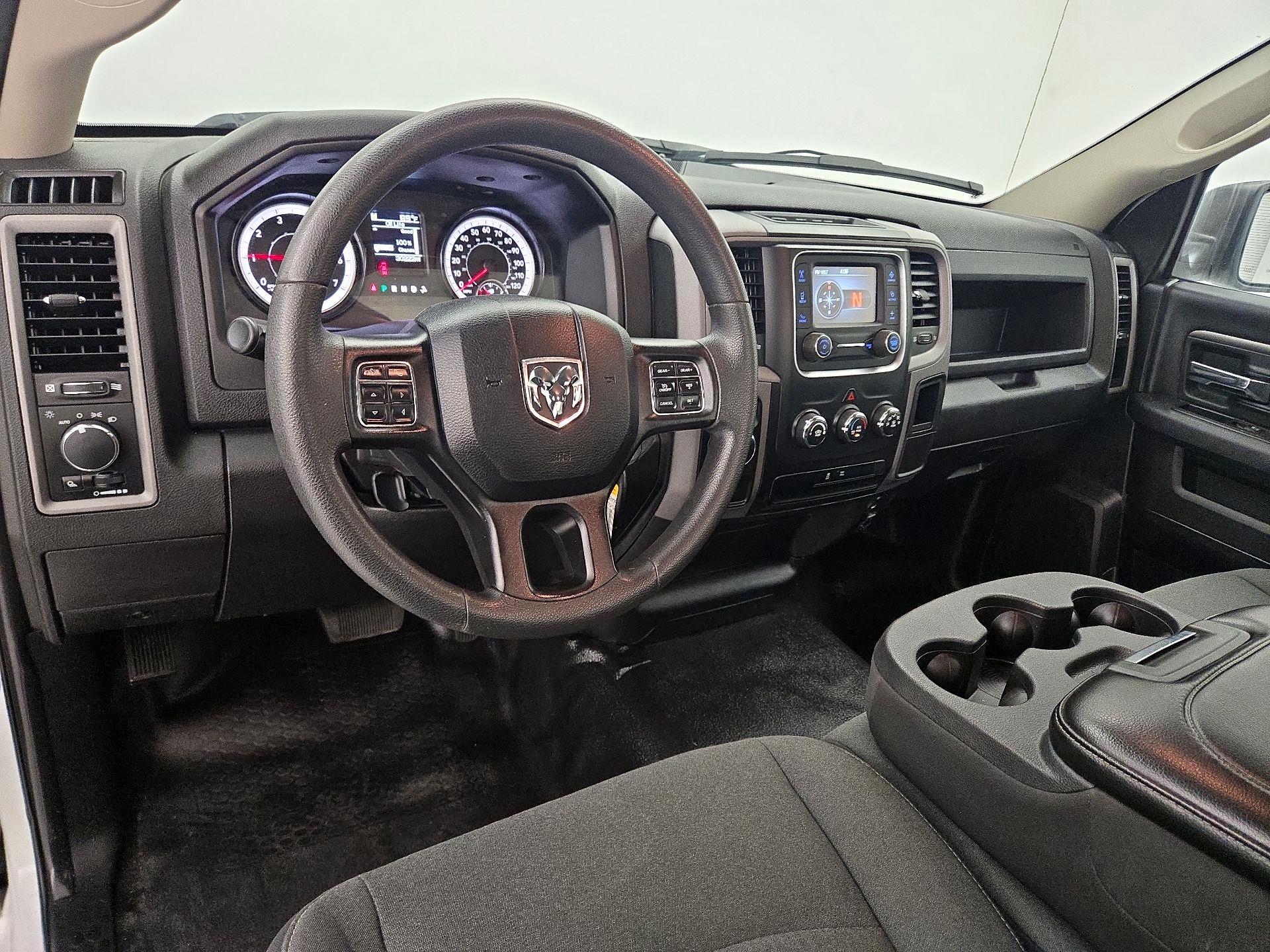 Thumbnail: 2023 RAM 1500 Classic - 9