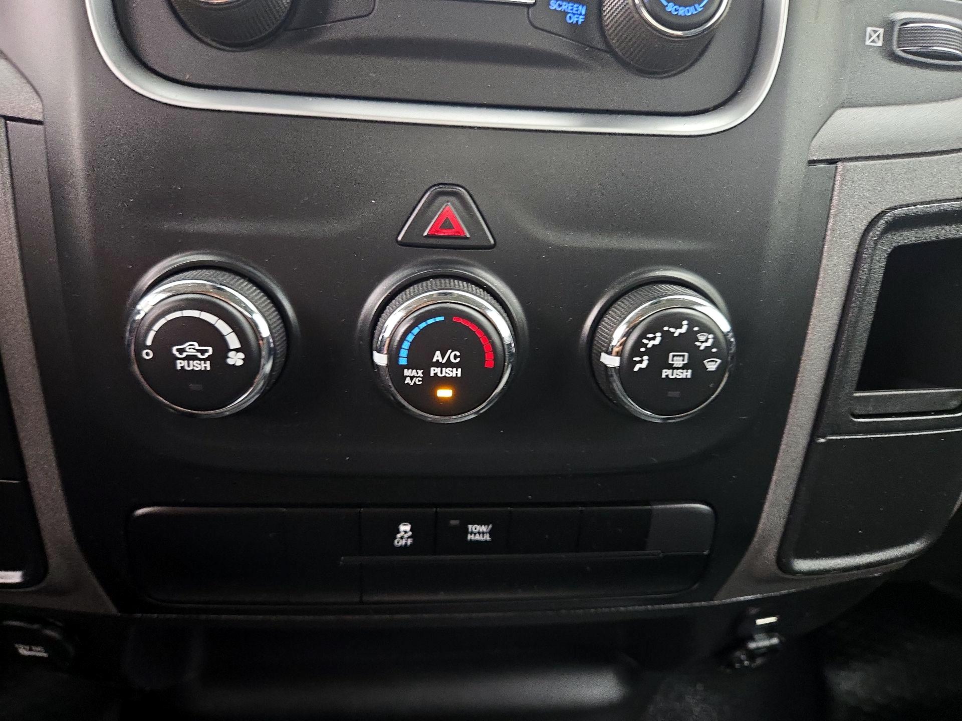 Thumbnail: 2023 RAM 1500 Classic - 16