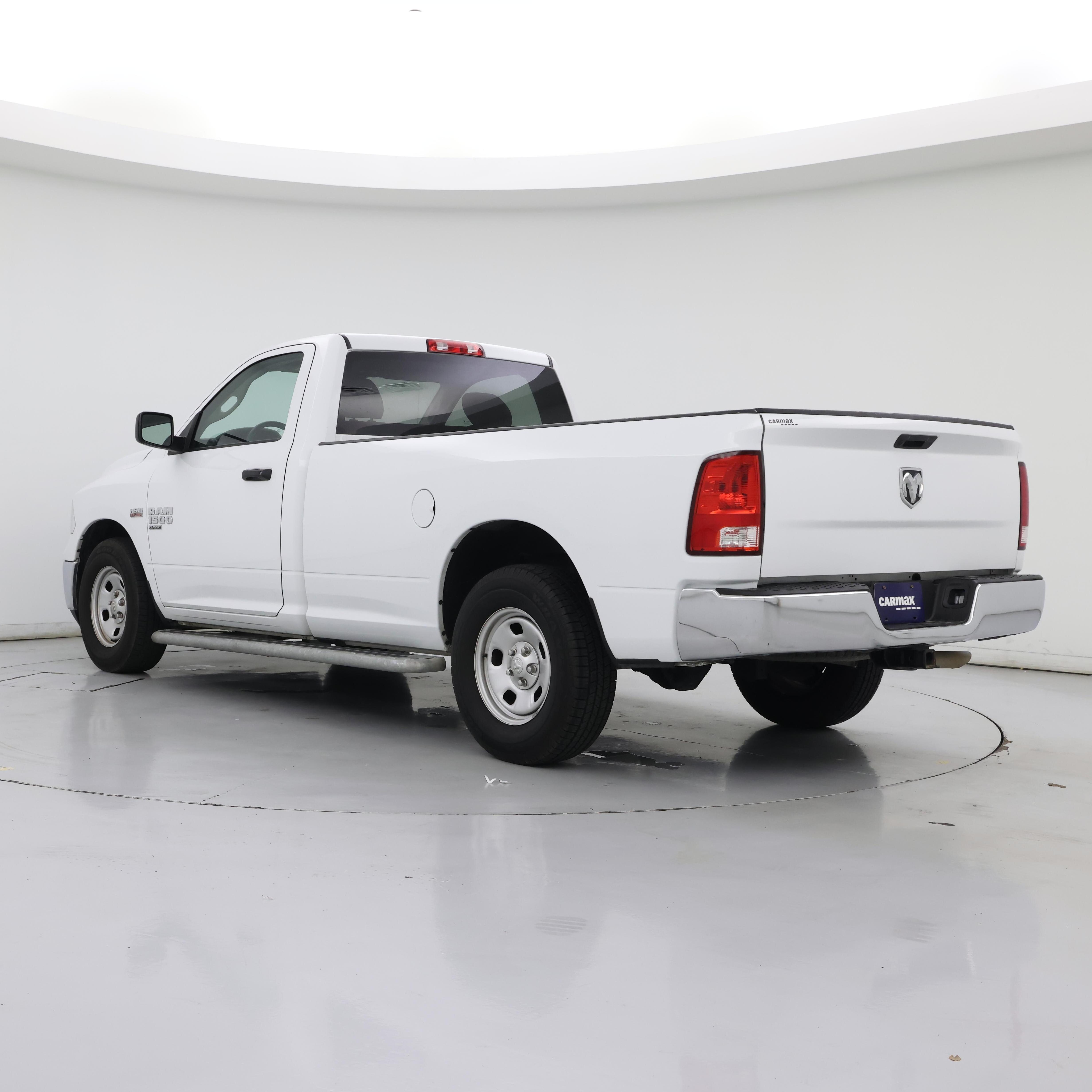 Thumbnail: 2023 RAM 1500 Classic - 2