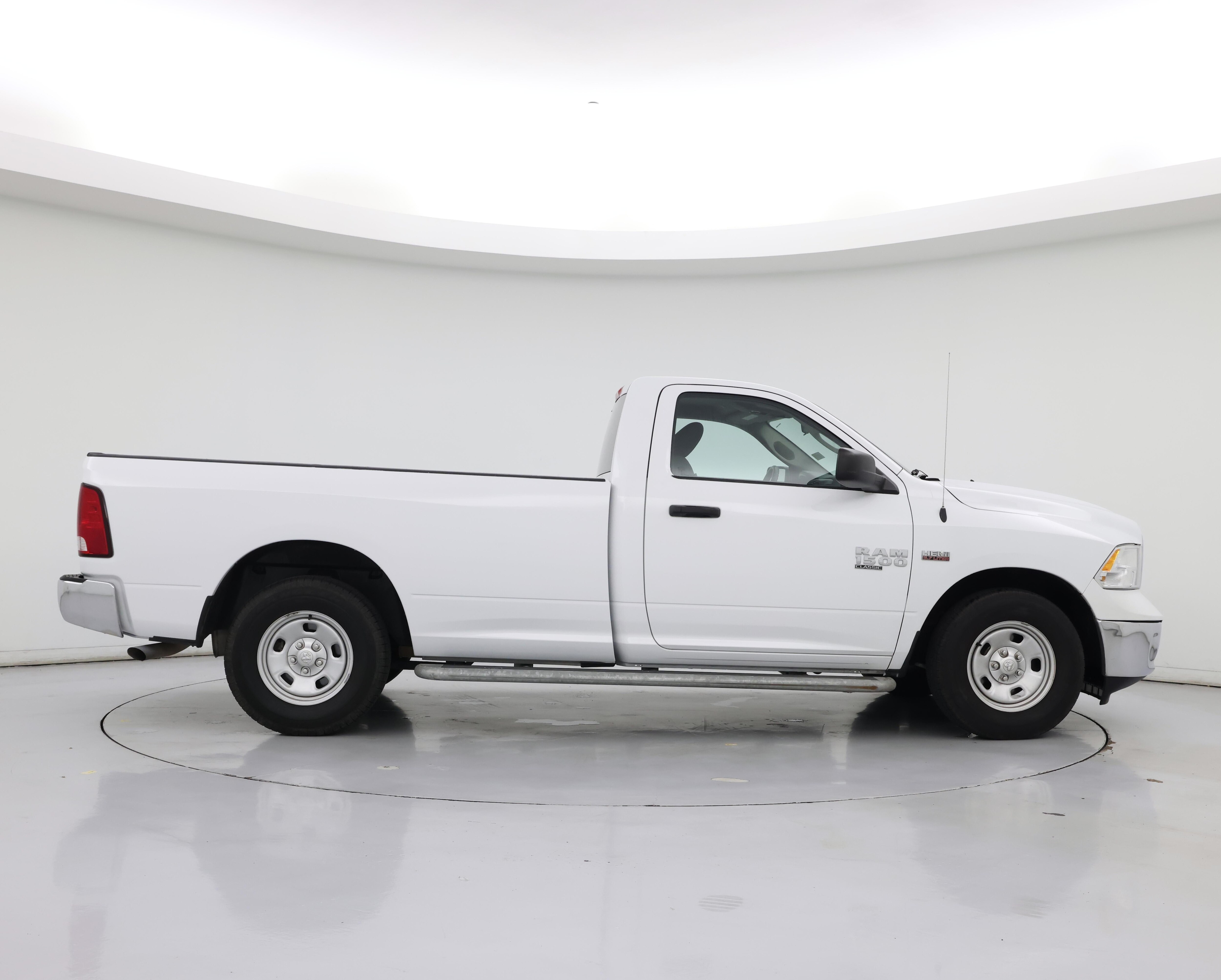 Thumbnail: 2023 RAM 1500 Classic - 7