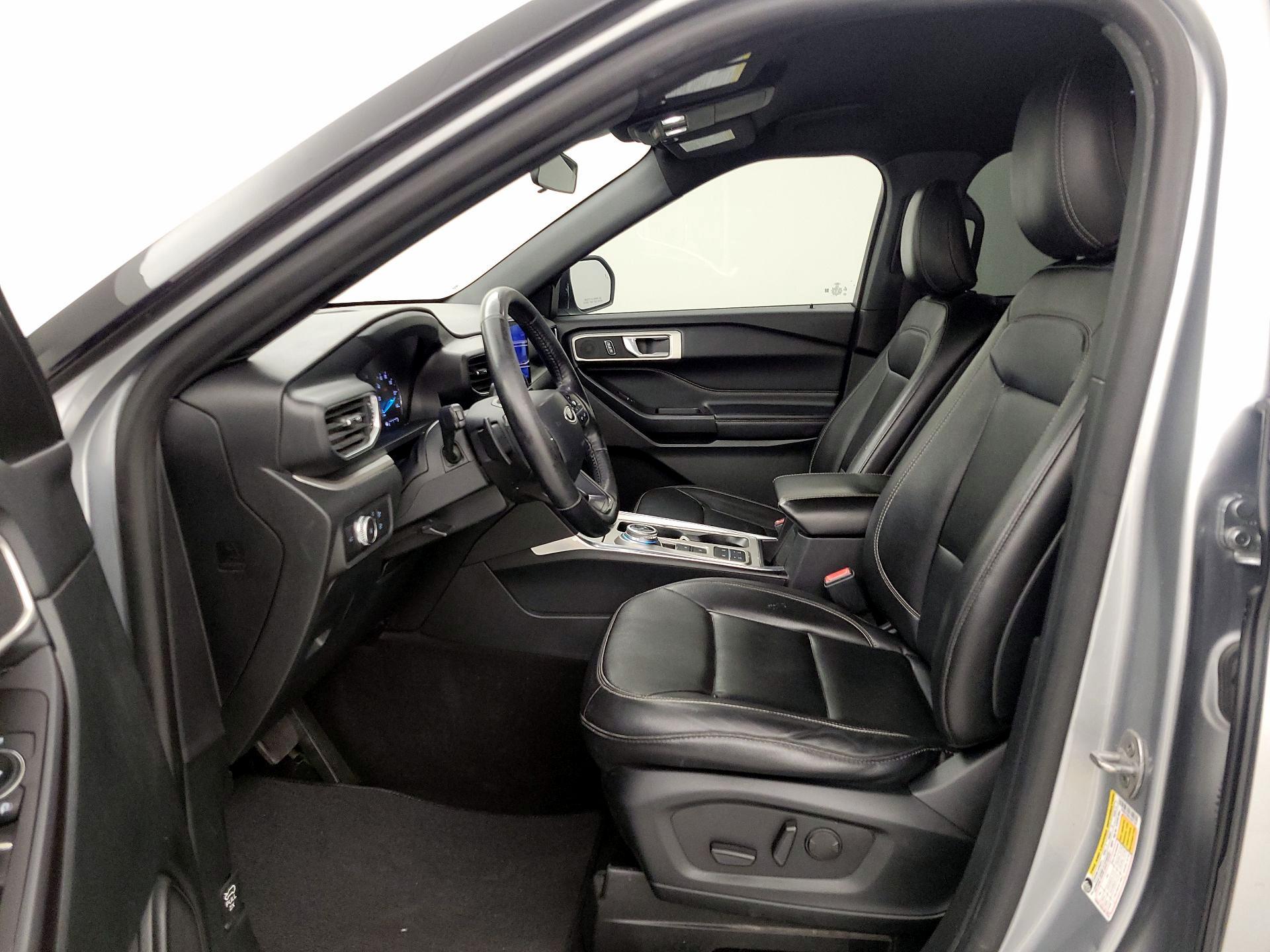 Thumbnail: 2020 Ford Explorer - 11