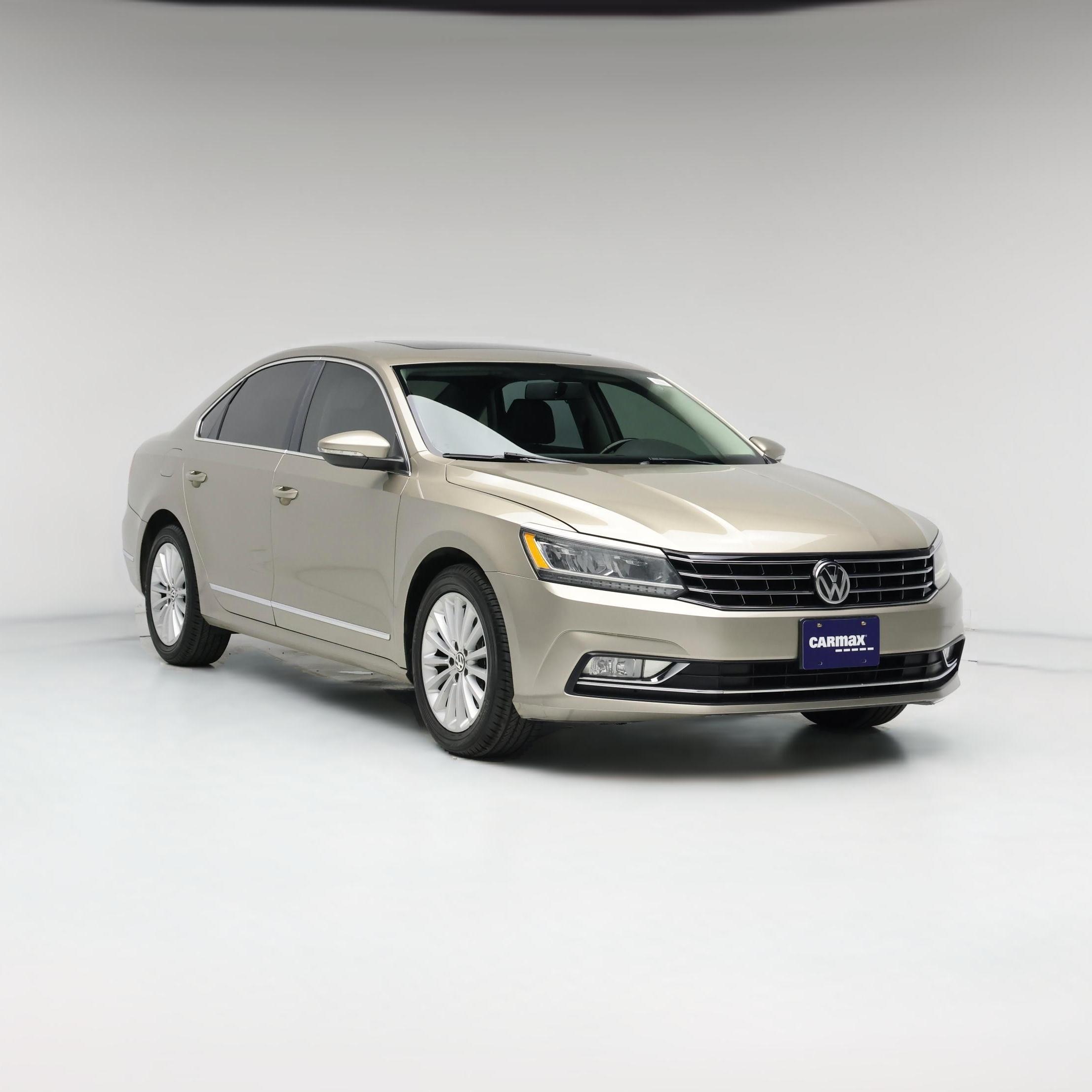 Thumbnail: 2016 Volkswagen Passat - 1