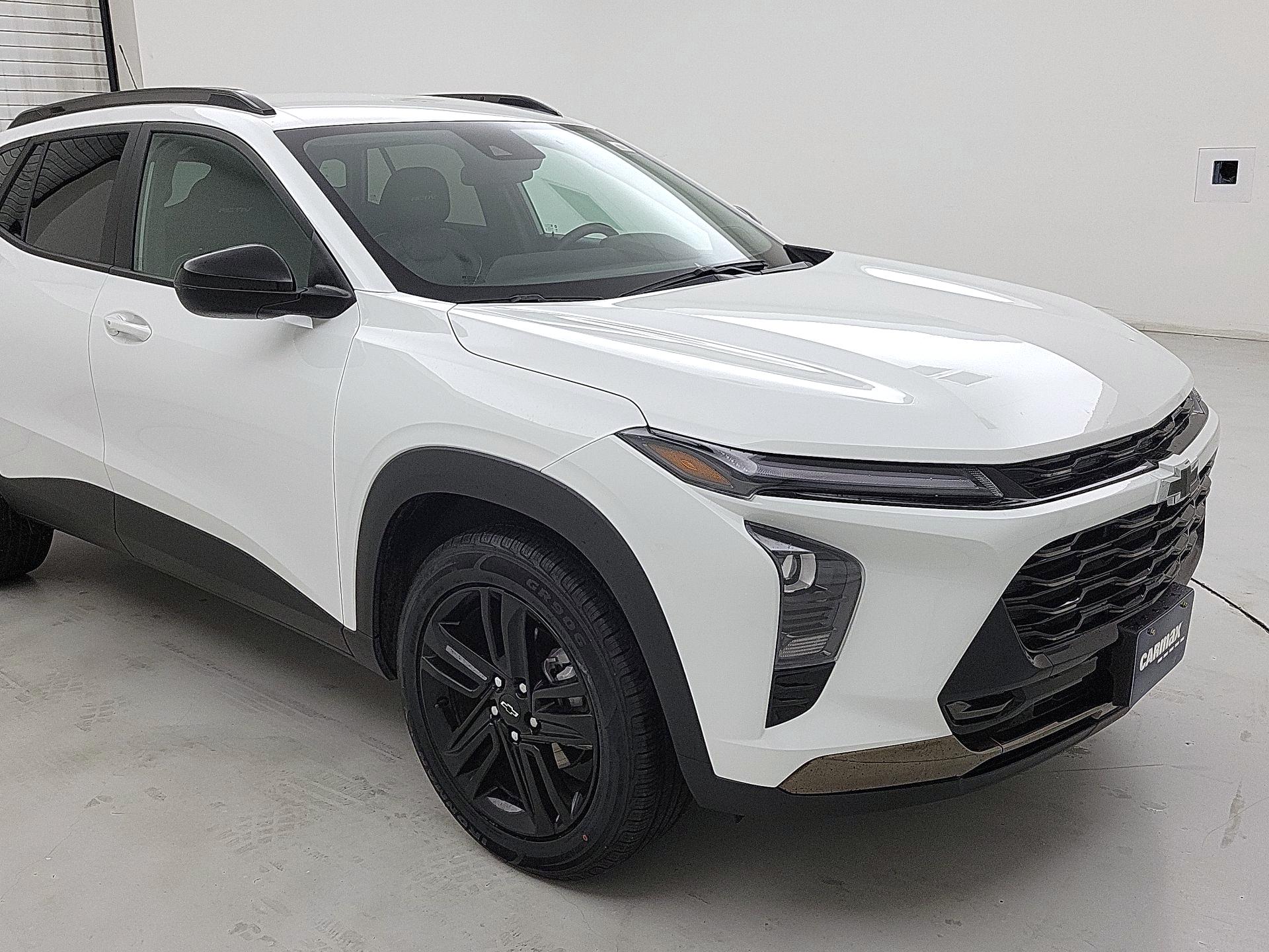 Thumbnail: 2025 Chevrolet Trax - 1