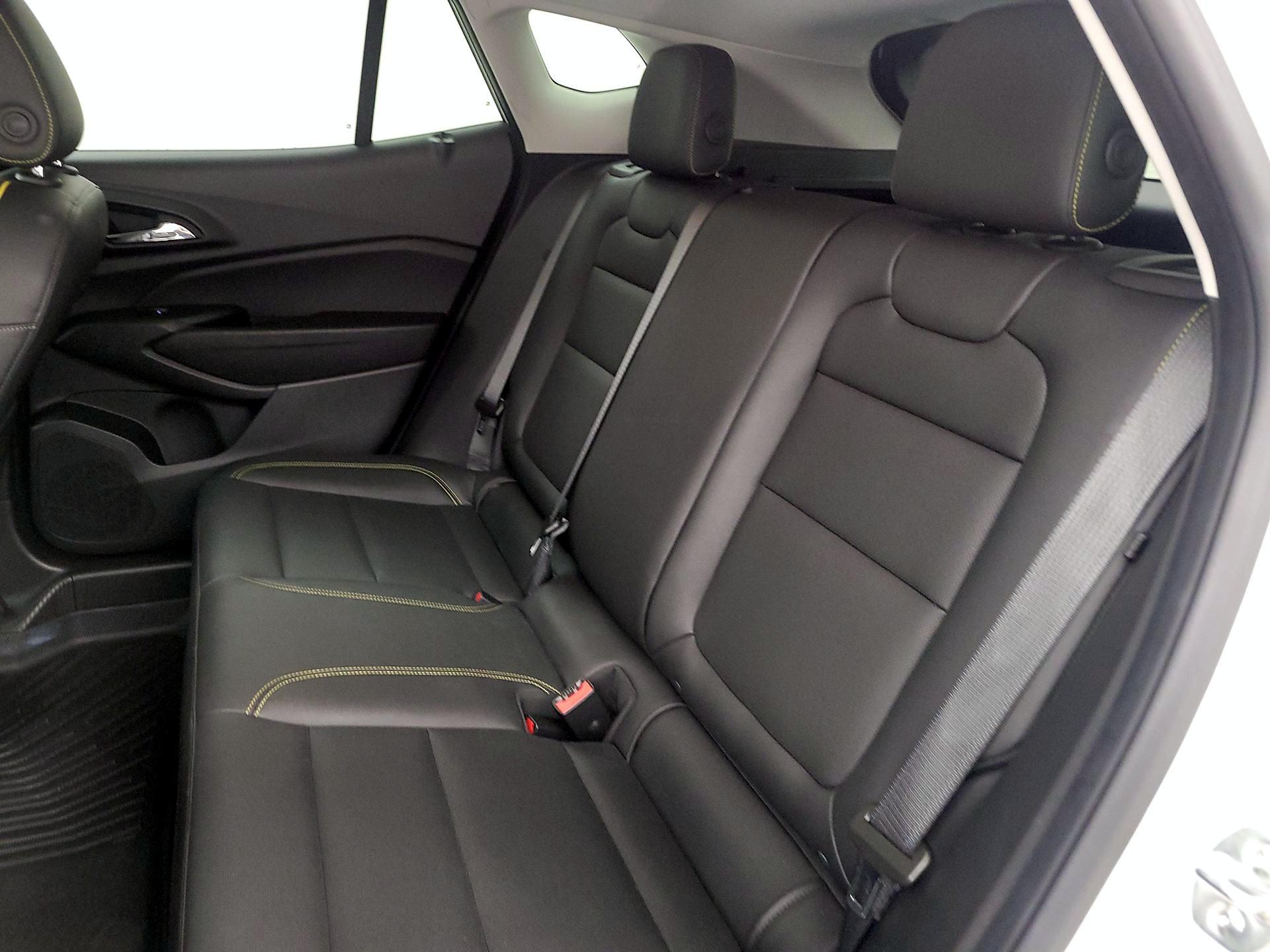 Thumbnail: 2025 Chevrolet Trax - 17