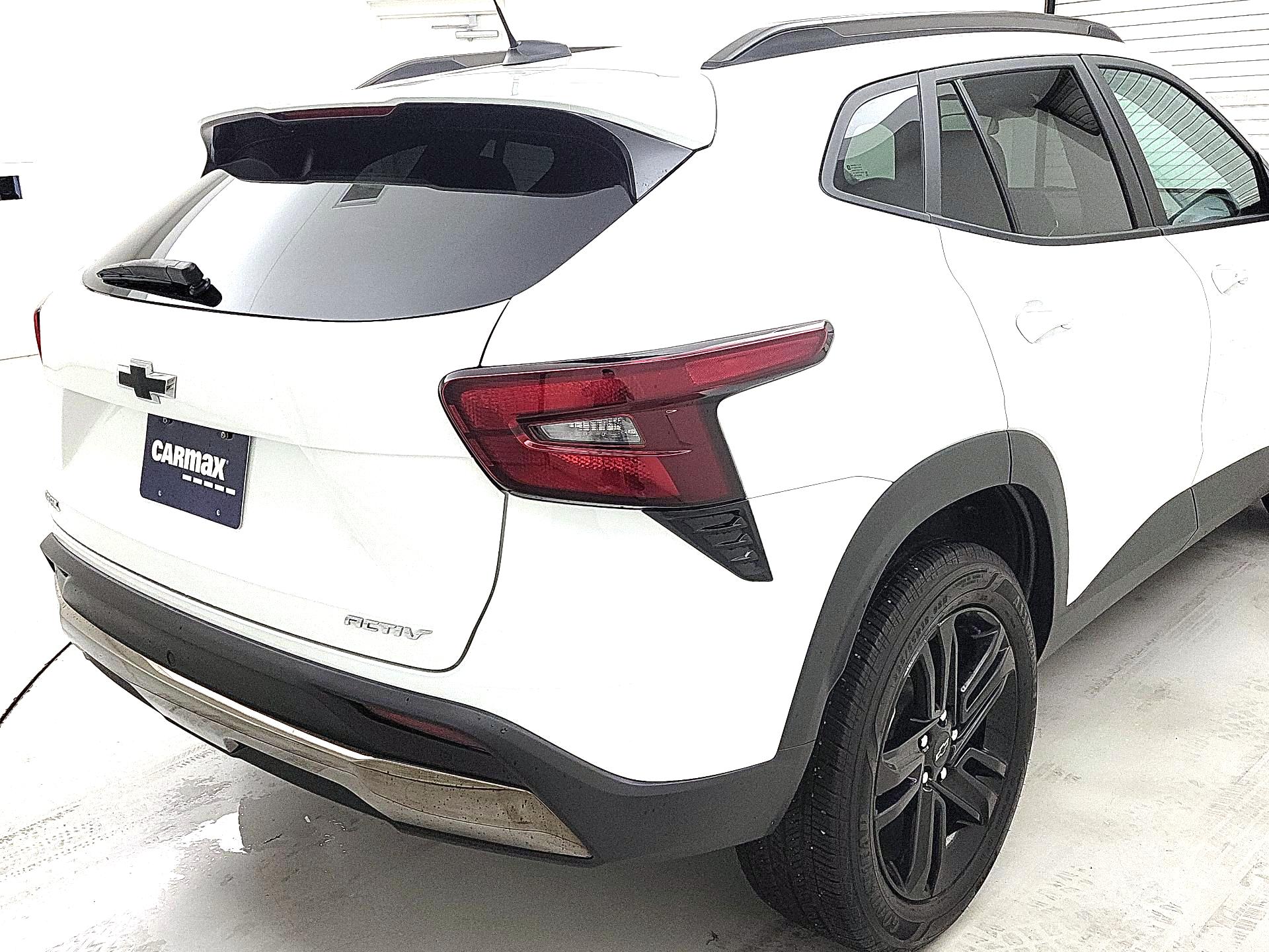 Thumbnail: 2025 Chevrolet Trax - 5