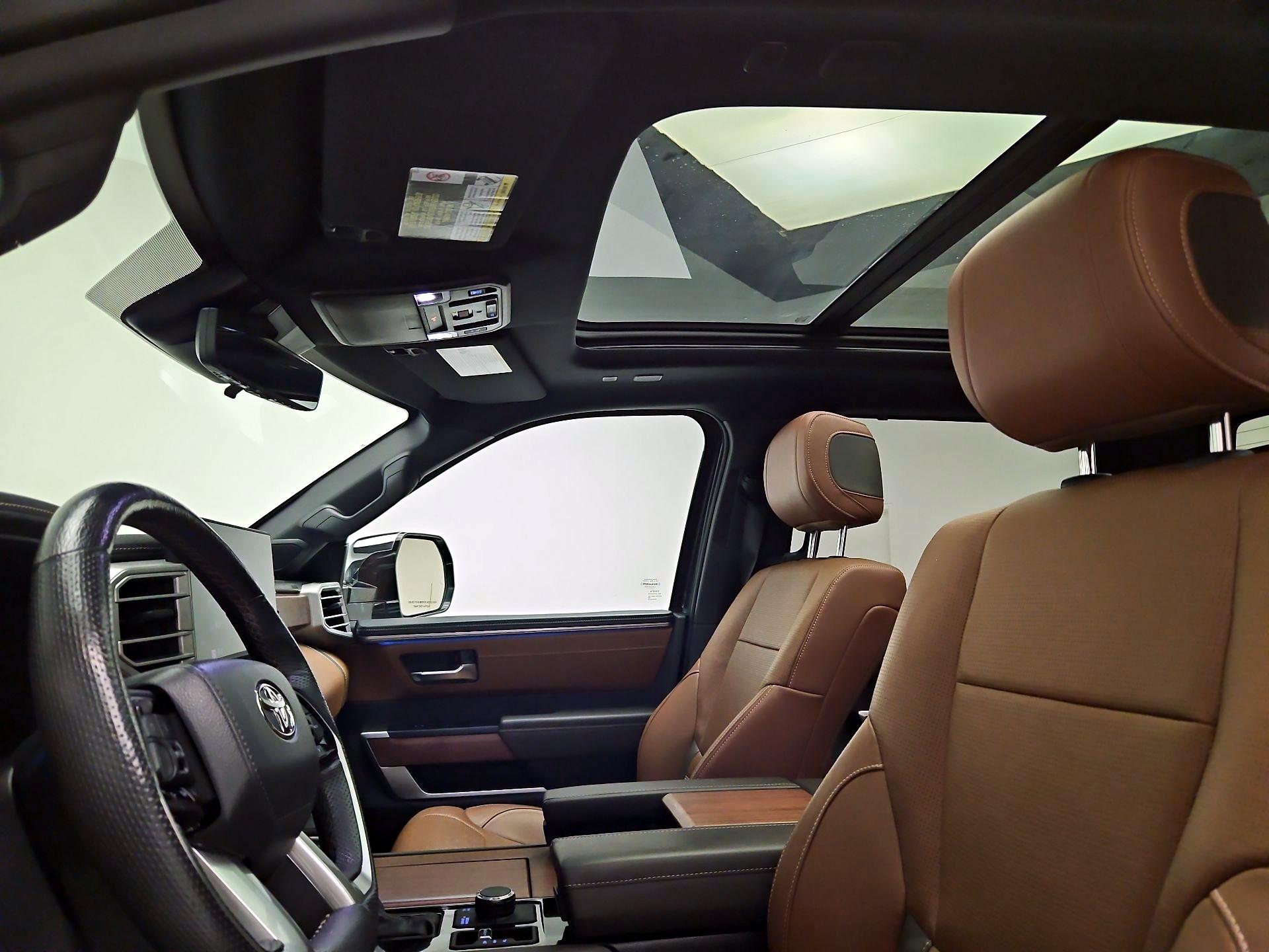 Thumbnail: 2022 Toyota Tundra - 19