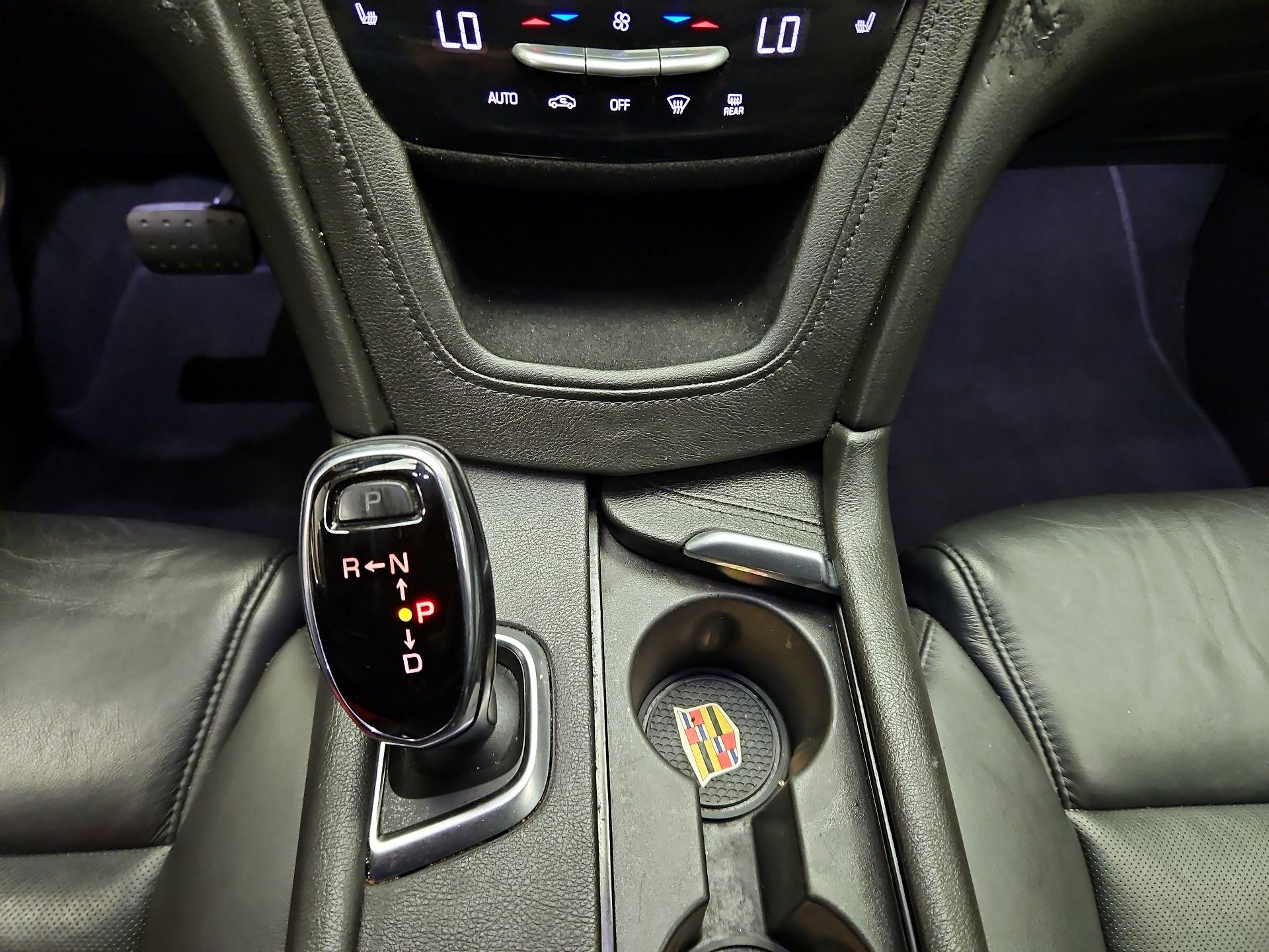 Thumbnail: 2018 Cadillac XT5 - 17