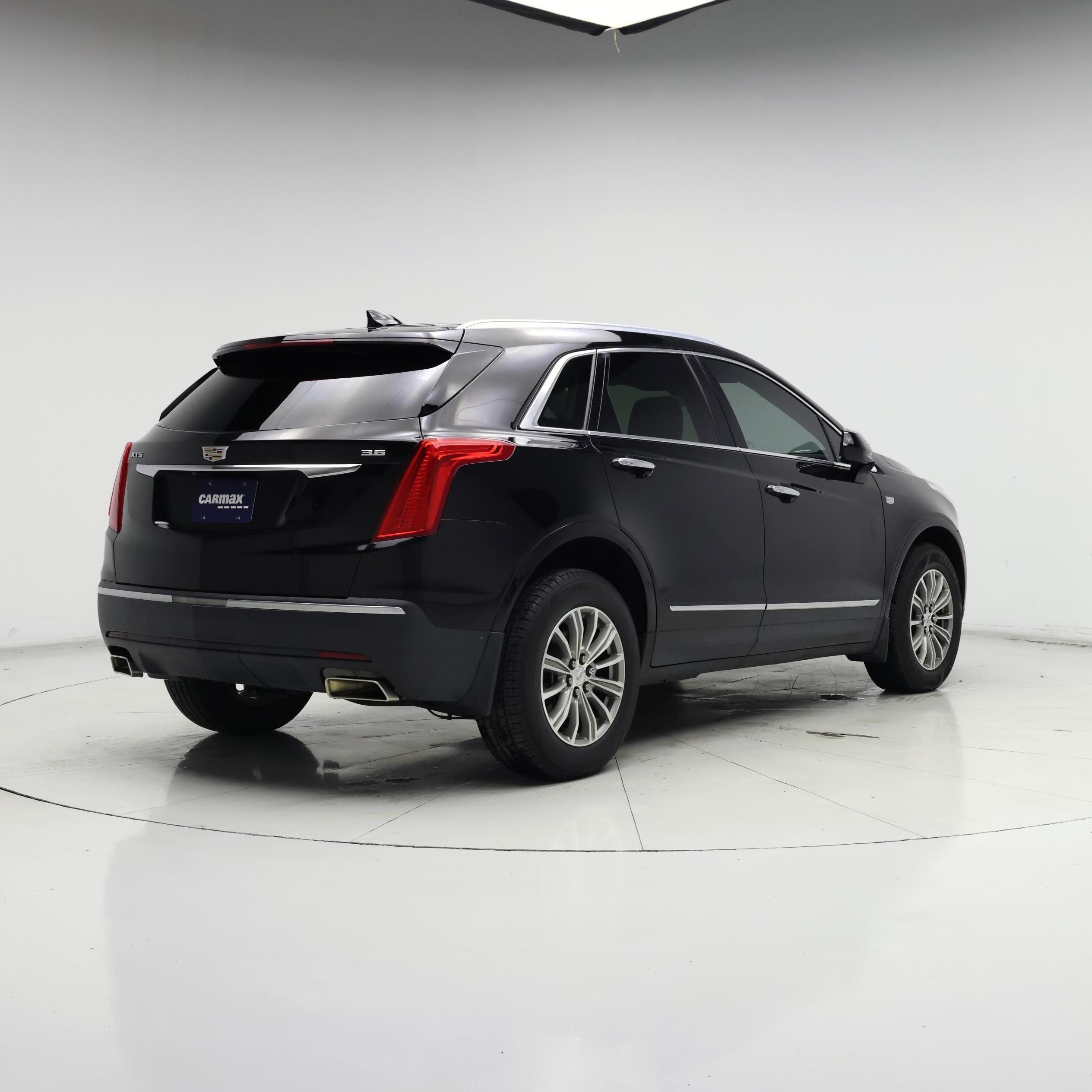 Thumbnail: 2018 Cadillac XT5 - 8