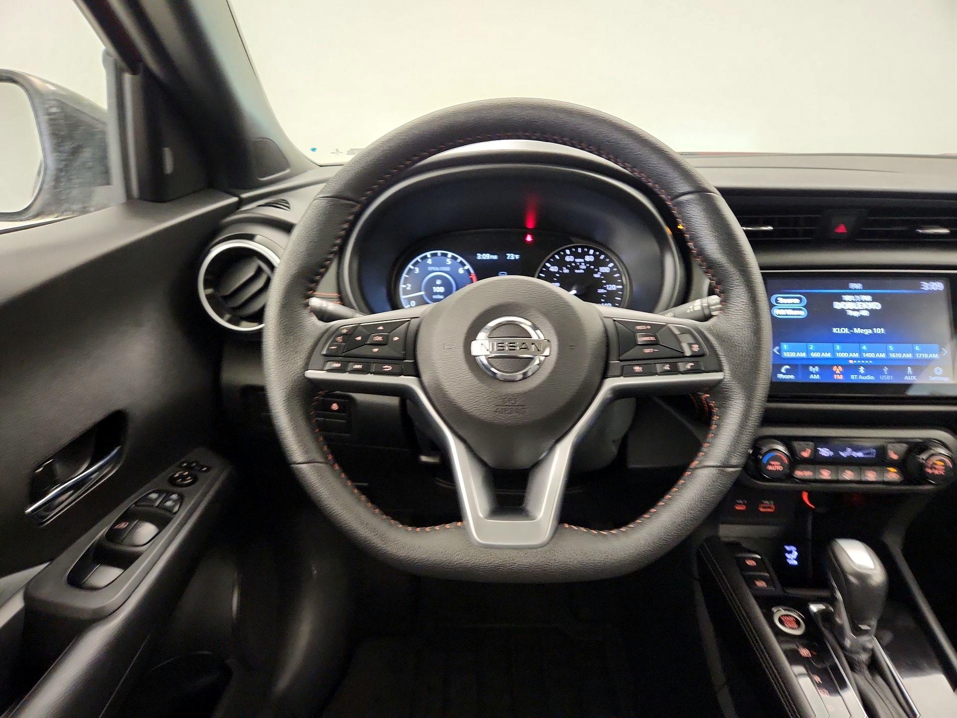 Thumbnail: 2021 Nissan Kicks - 10