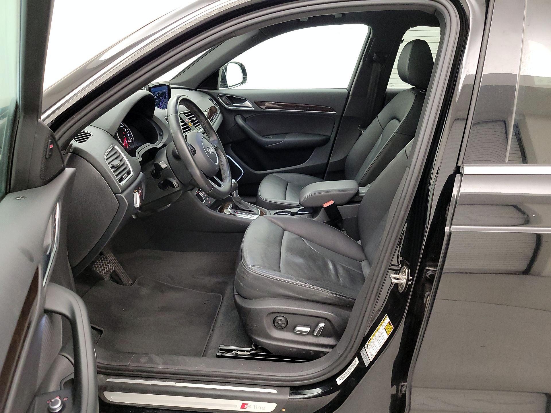 Thumbnail: 2016 Audi Q3 - 11