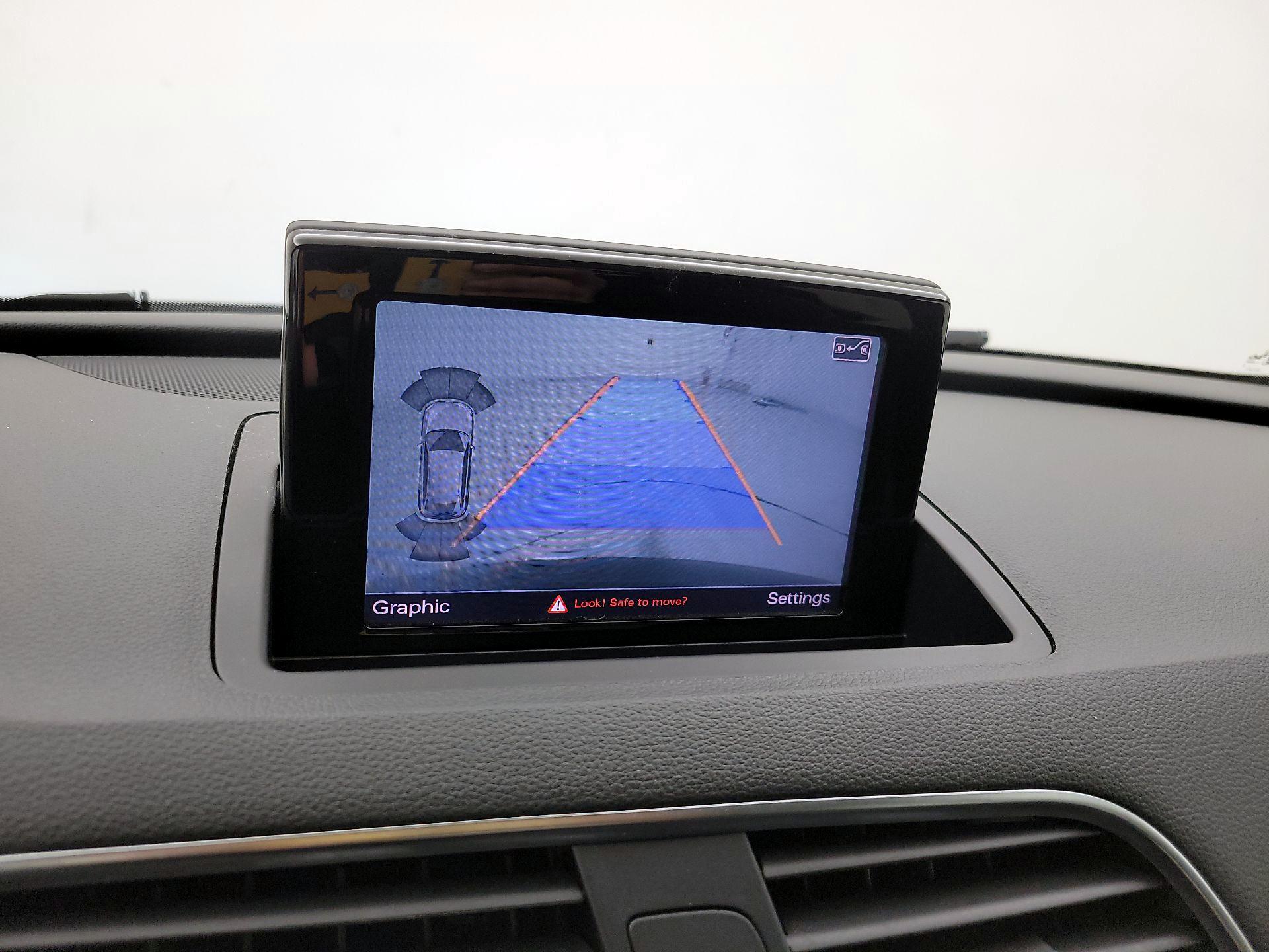 Thumbnail: 2016 Audi Q3 - 15