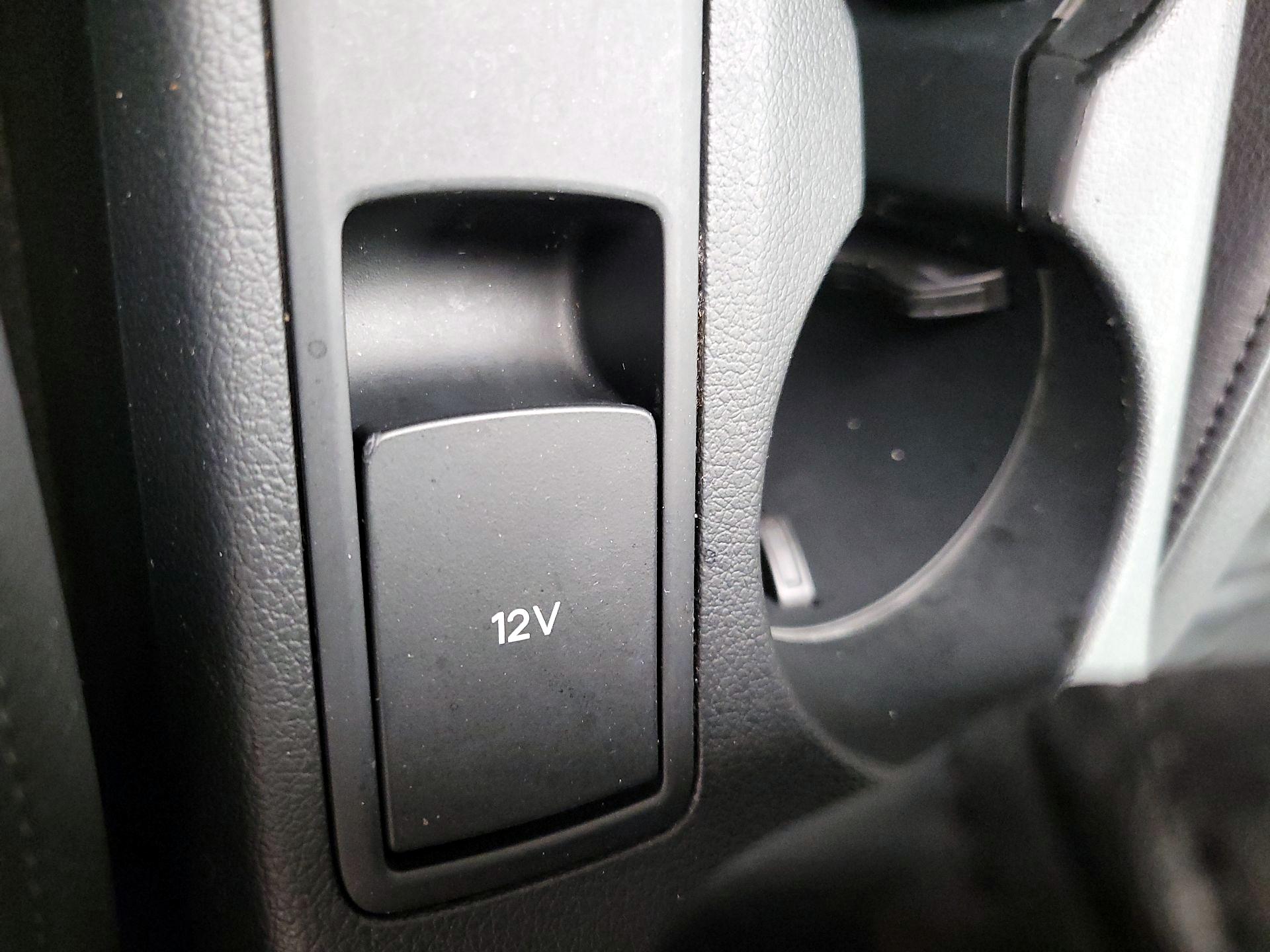 Thumbnail: 2016 Audi Q3 - 19