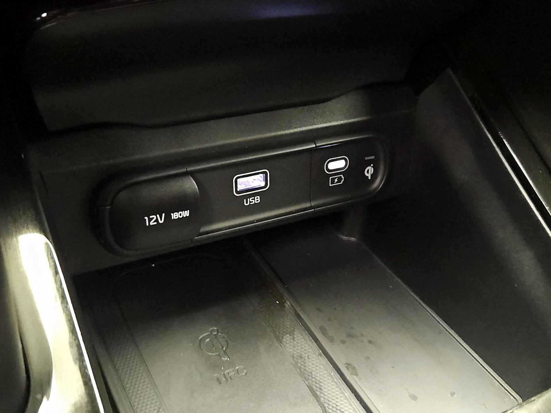 Thumbnail: 2024 Kia Telluride - 19