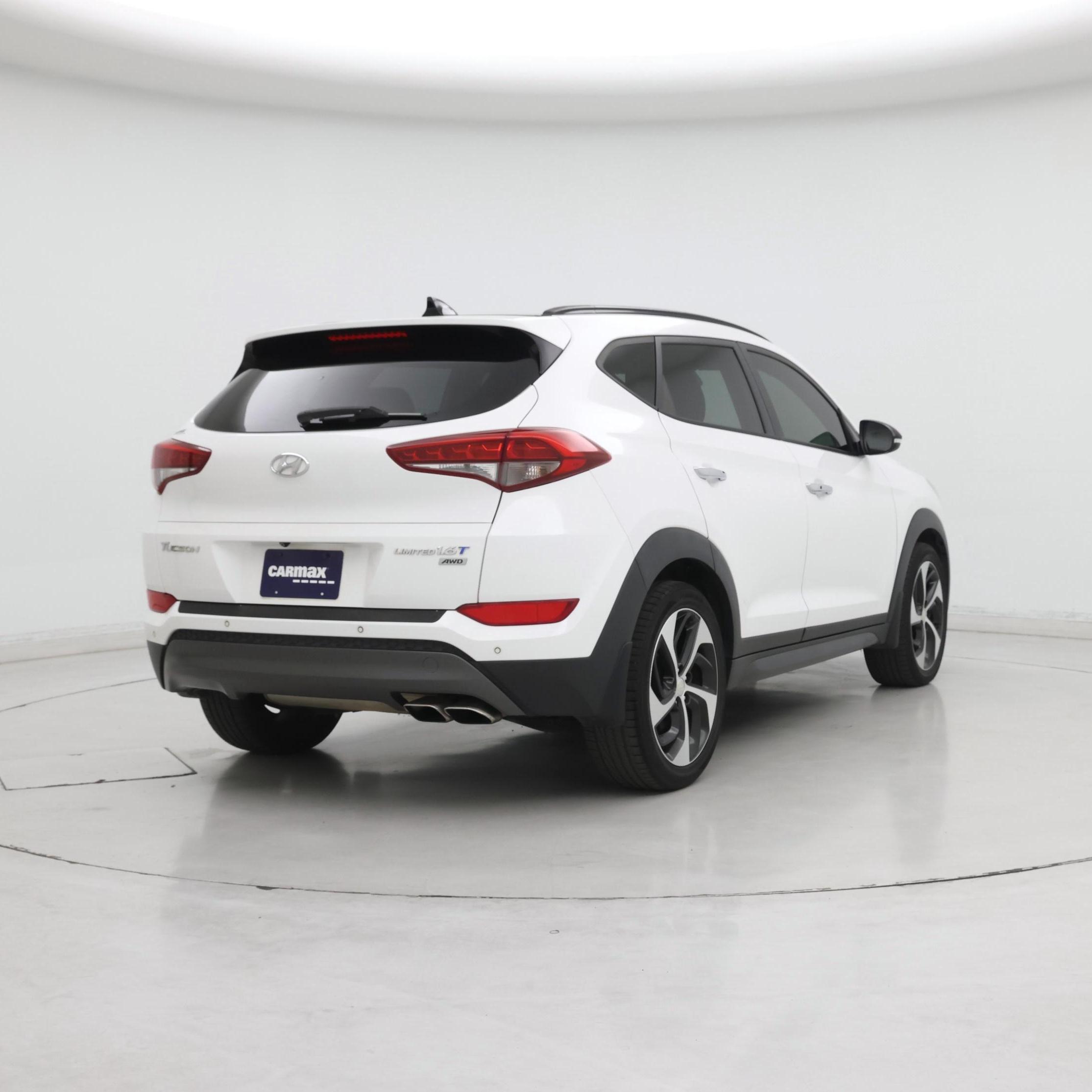 Thumbnail: 2016 Hyundai Tucson - 8