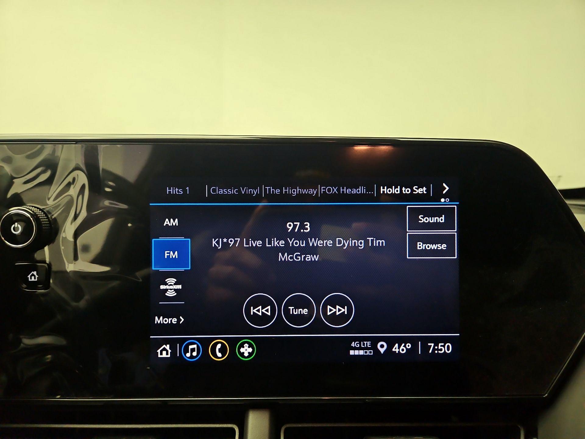 Thumbnail: 2025 Chevrolet Trax - 15