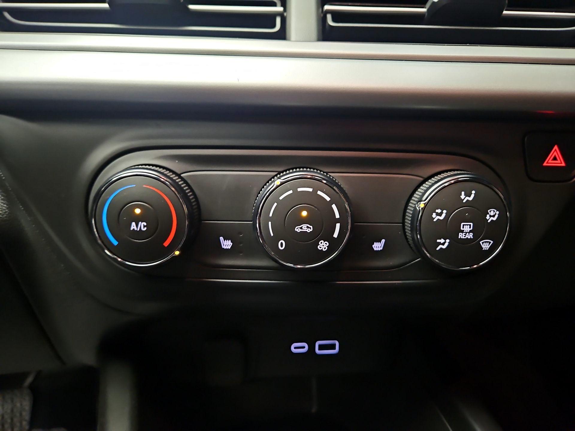 Thumbnail: 2025 Chevrolet Trax - 16