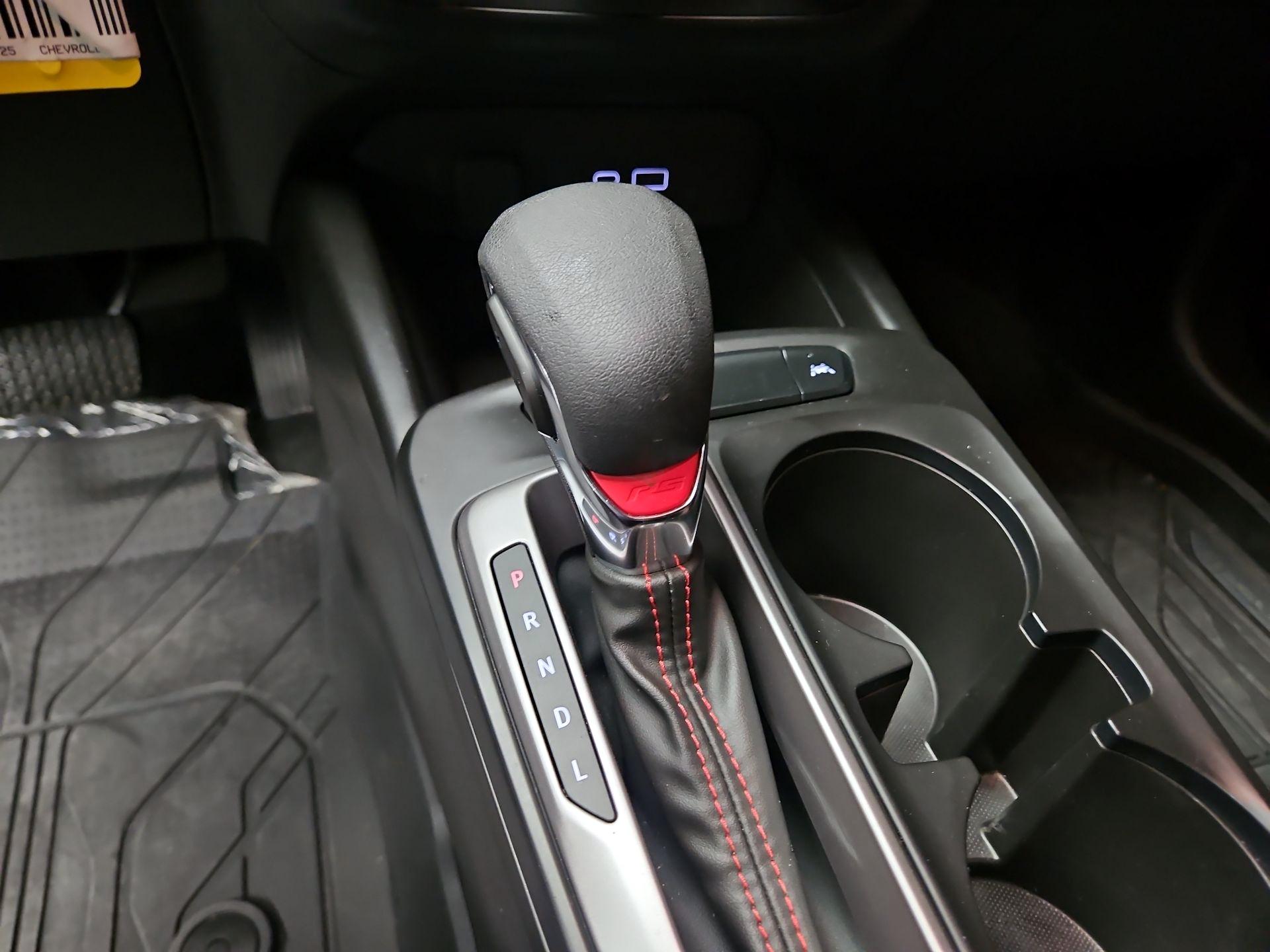 Thumbnail: 2025 Chevrolet Trax - 17