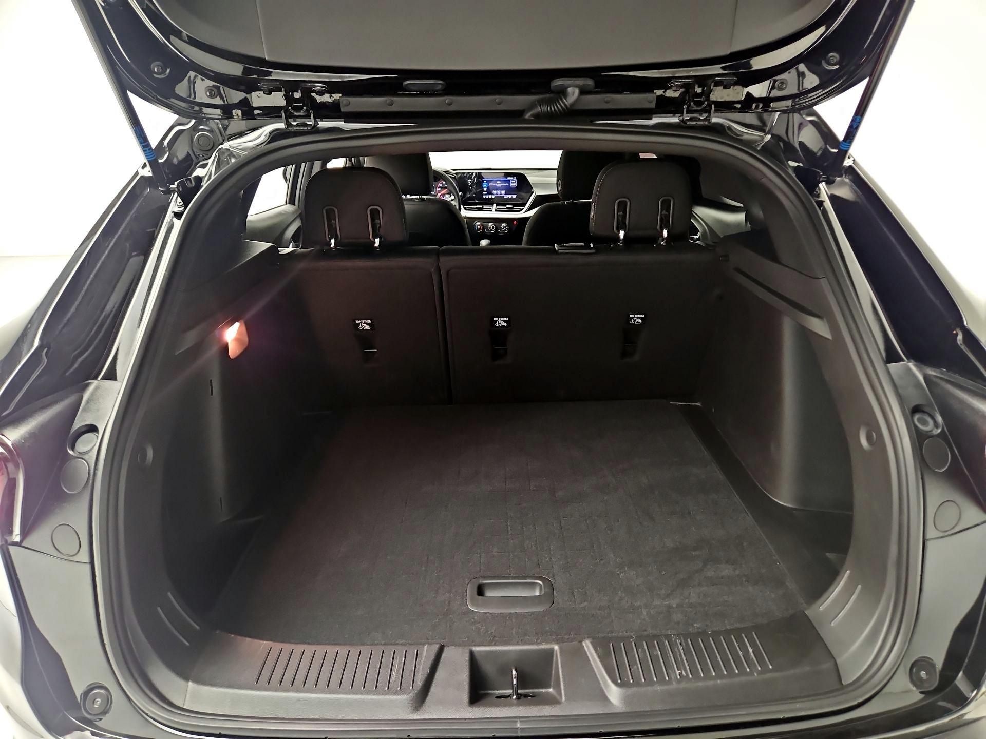 Thumbnail: 2025 Chevrolet Trax - 20