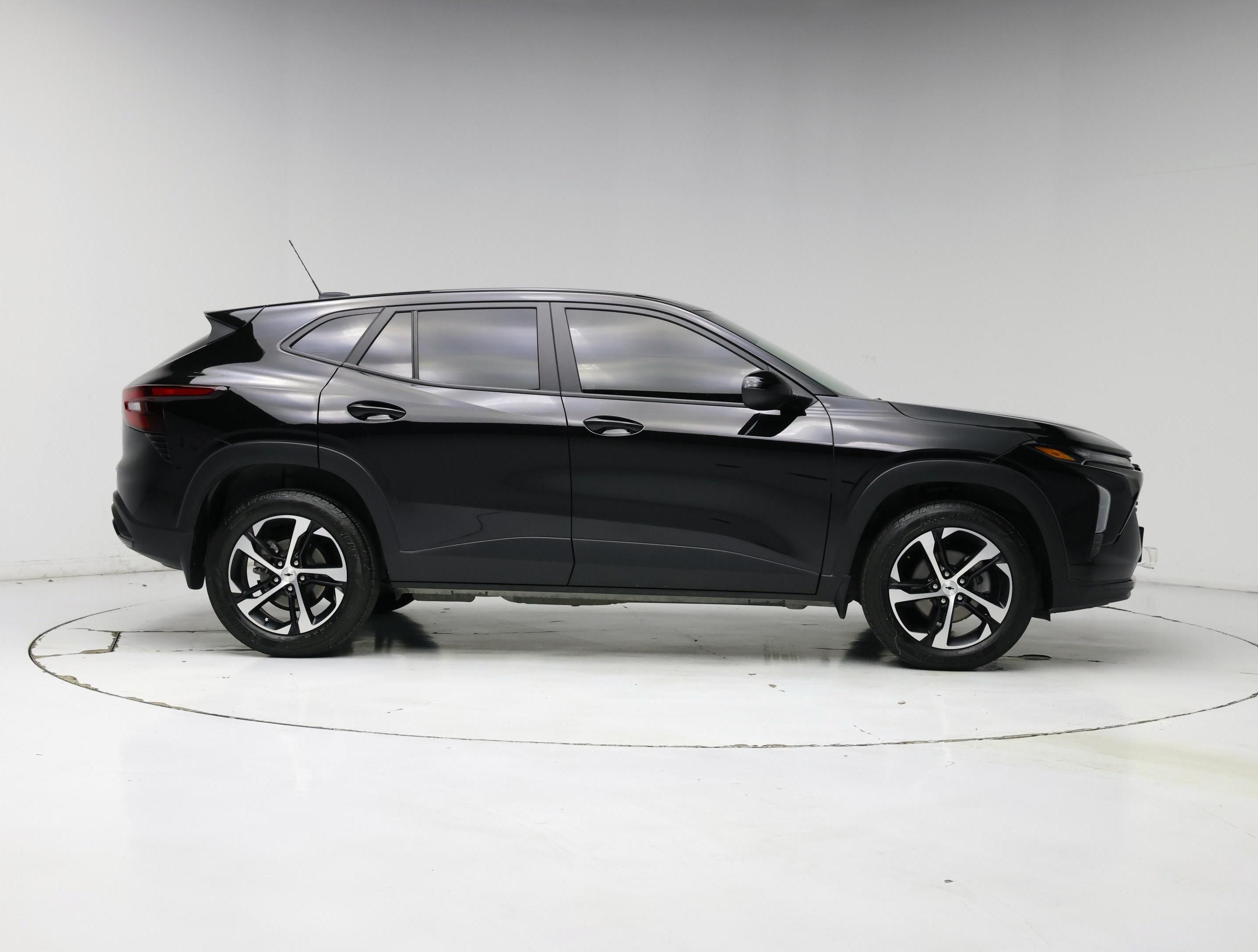 Thumbnail: 2025 Chevrolet Trax - 7