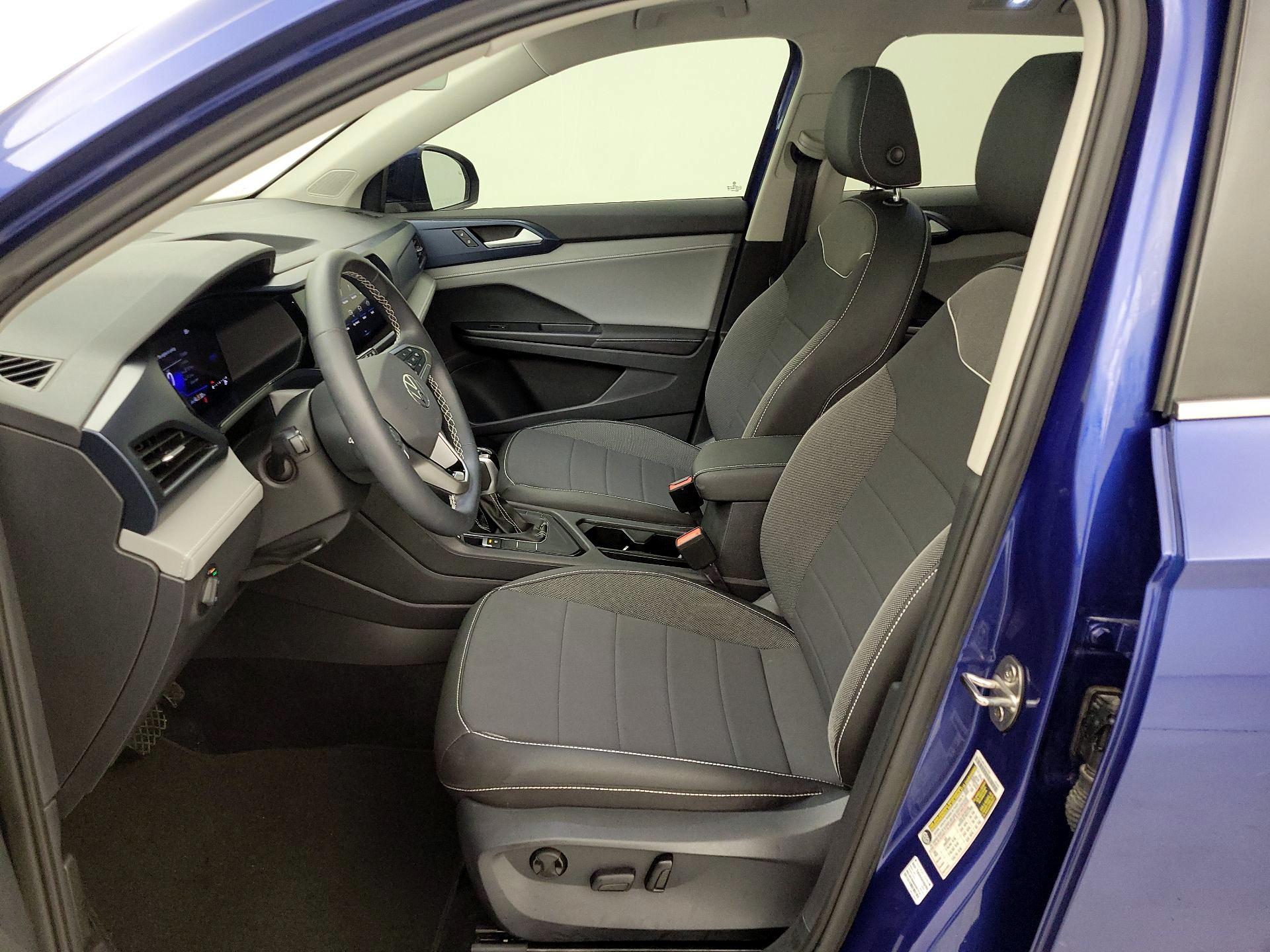 Thumbnail: 2024 Volkswagen Taos - 11