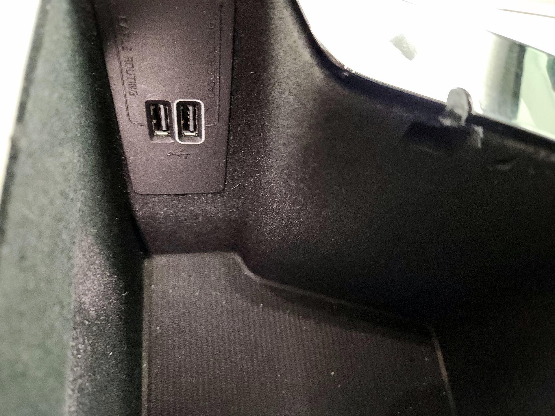 Thumbnail: 2020 Volvo XC60 - 18