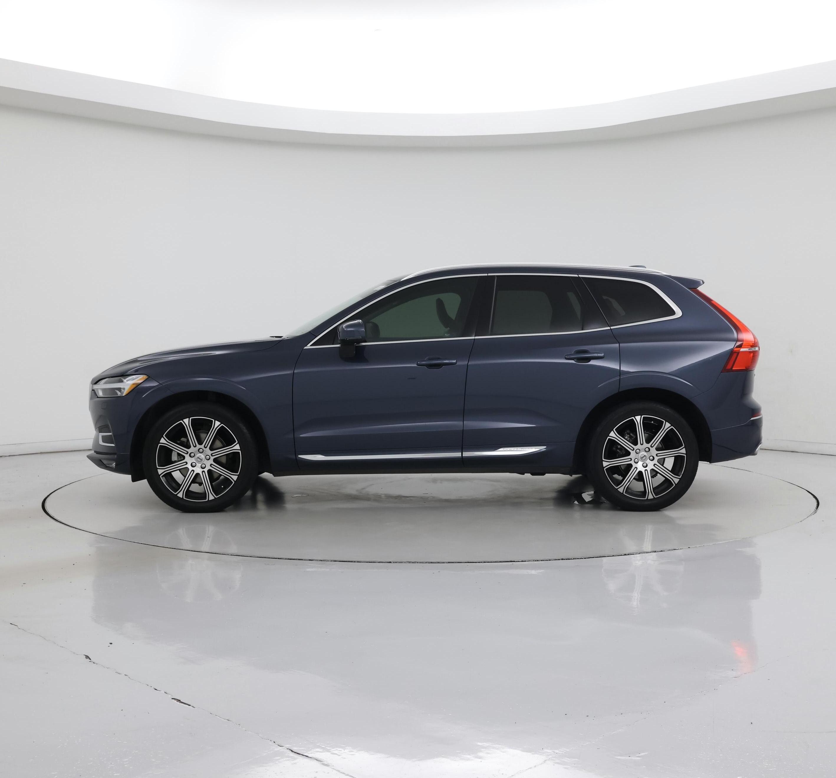Thumbnail: 2020 Volvo XC60 - 3