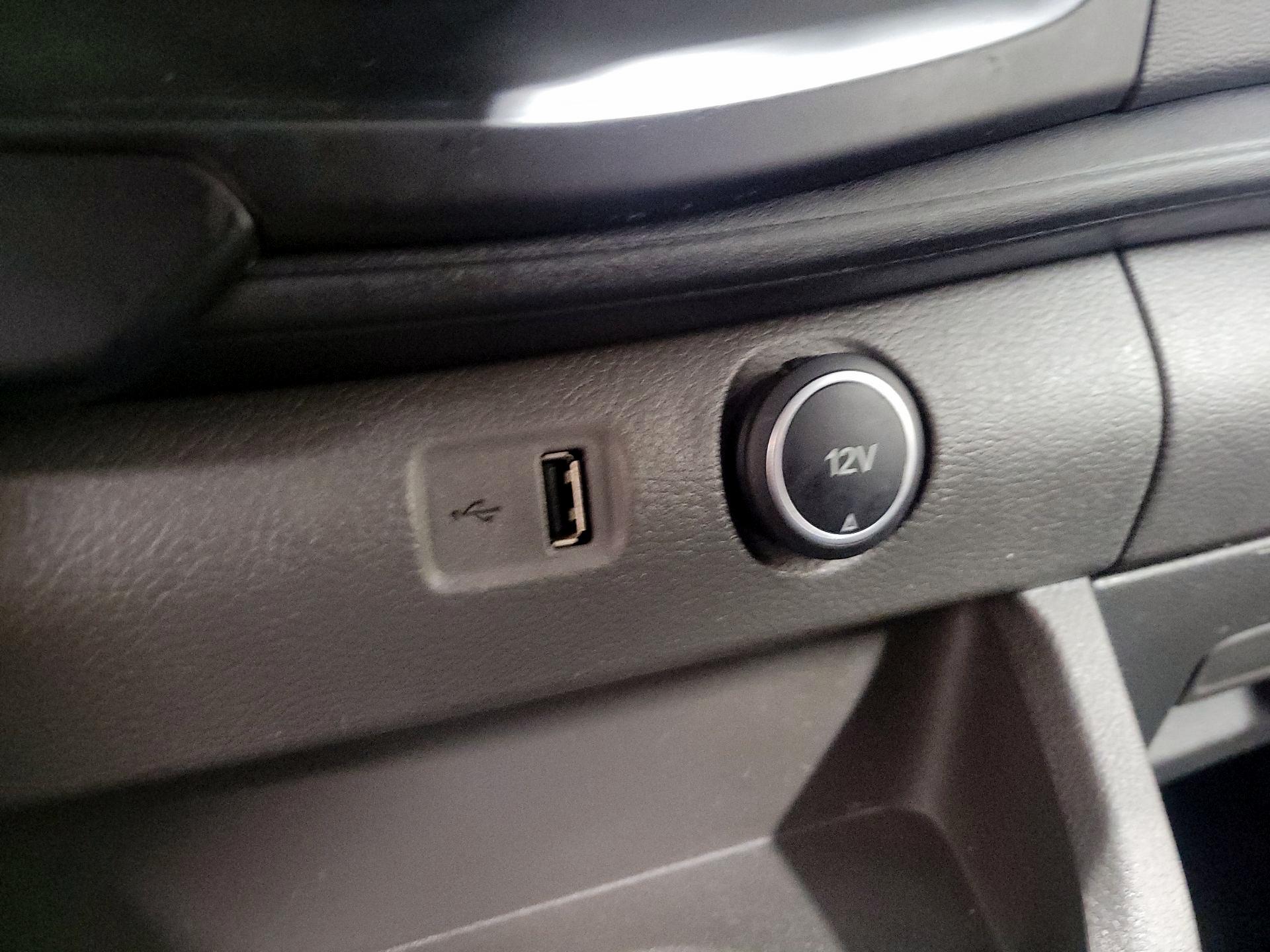 Thumbnail: 2020 Ford Transit Series - 18