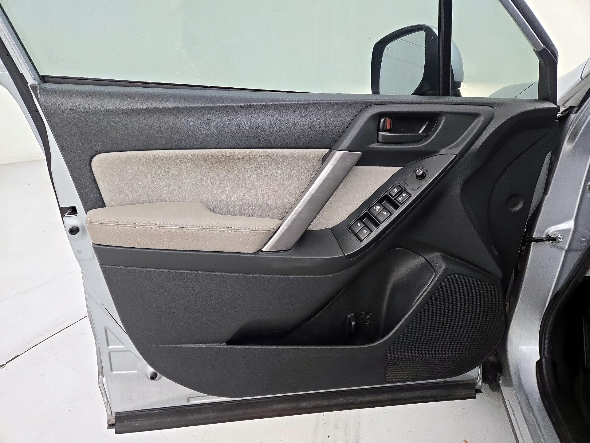 Thumbnail: 2016 Subaru Forester - 12