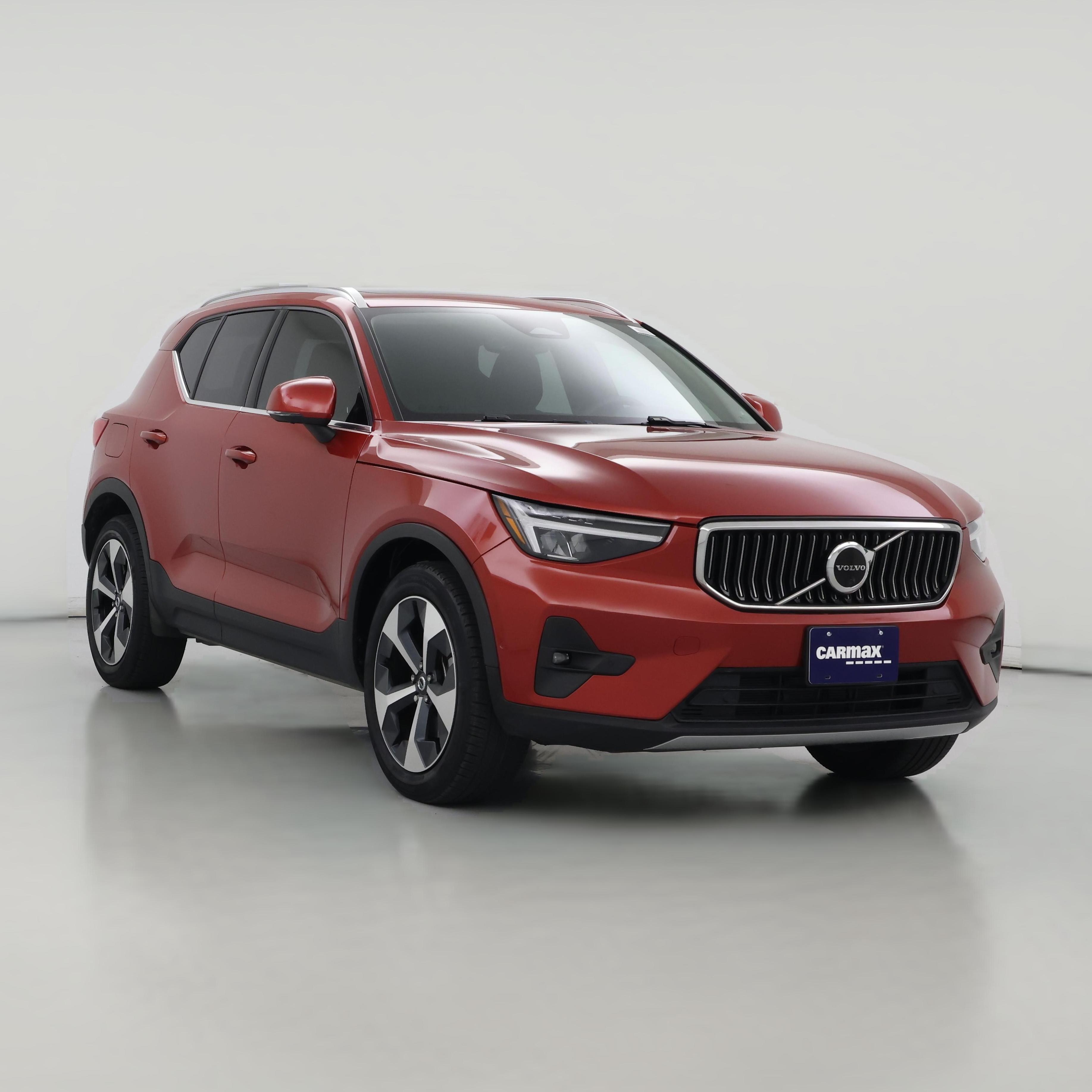 Thumbnail: 2023 Volvo XC40 - 1