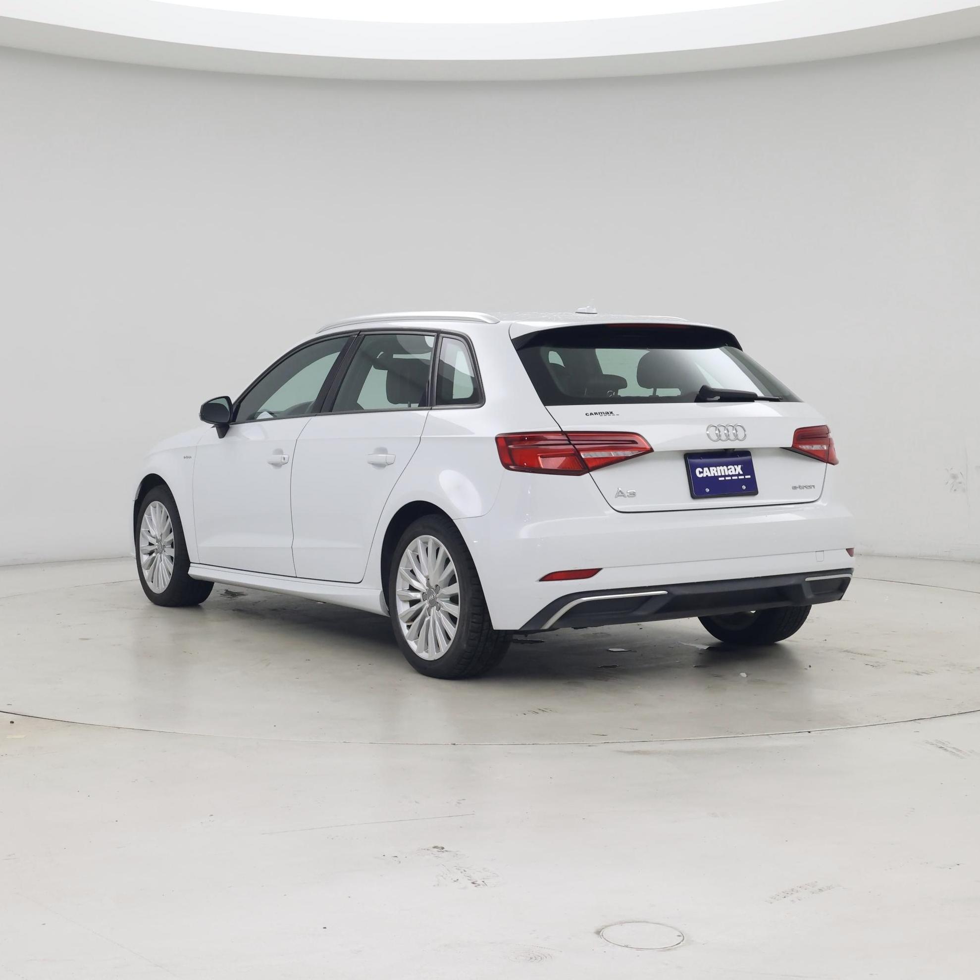 Thumbnail: 2018 Audi A3 - 2