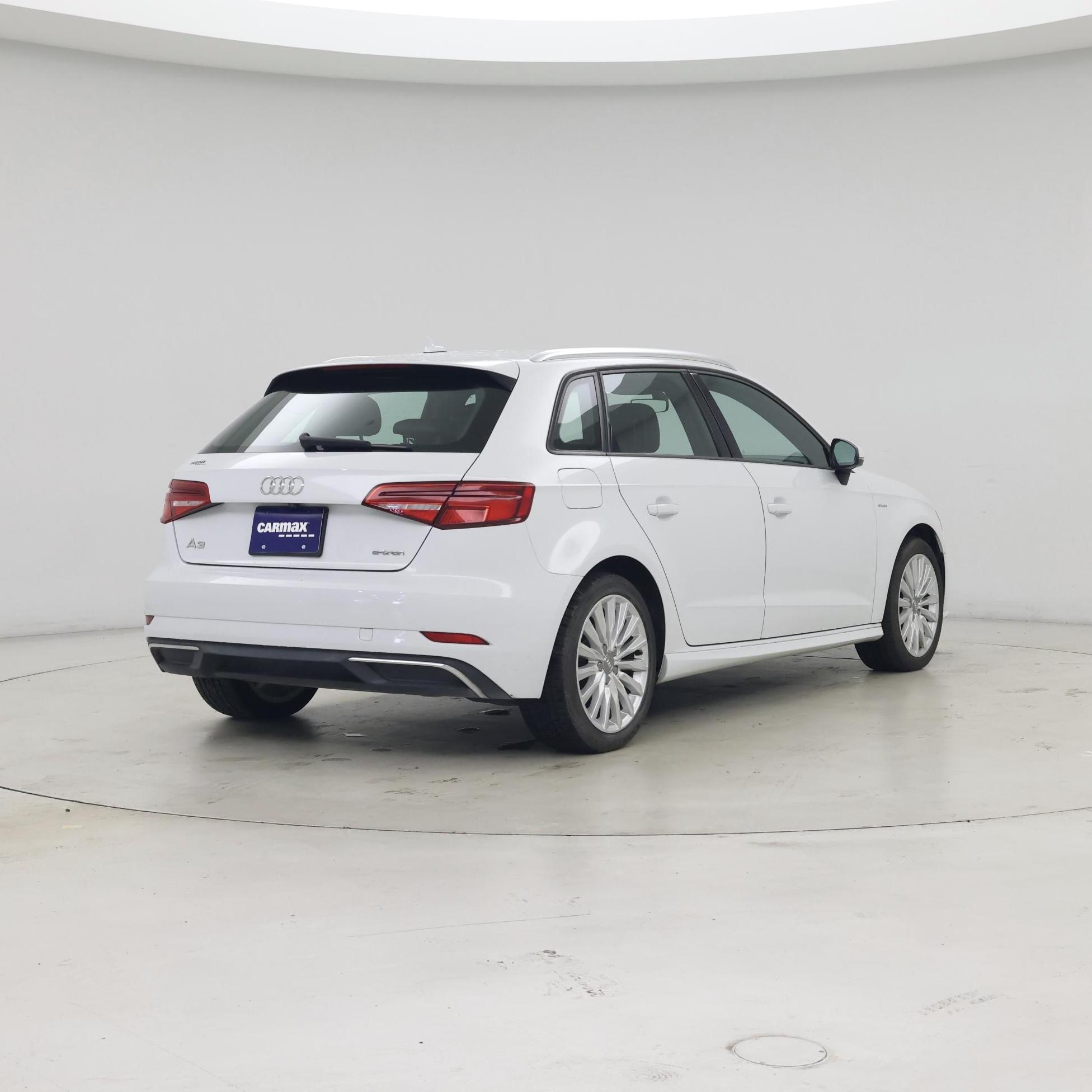 Thumbnail: 2018 Audi A3 - 8