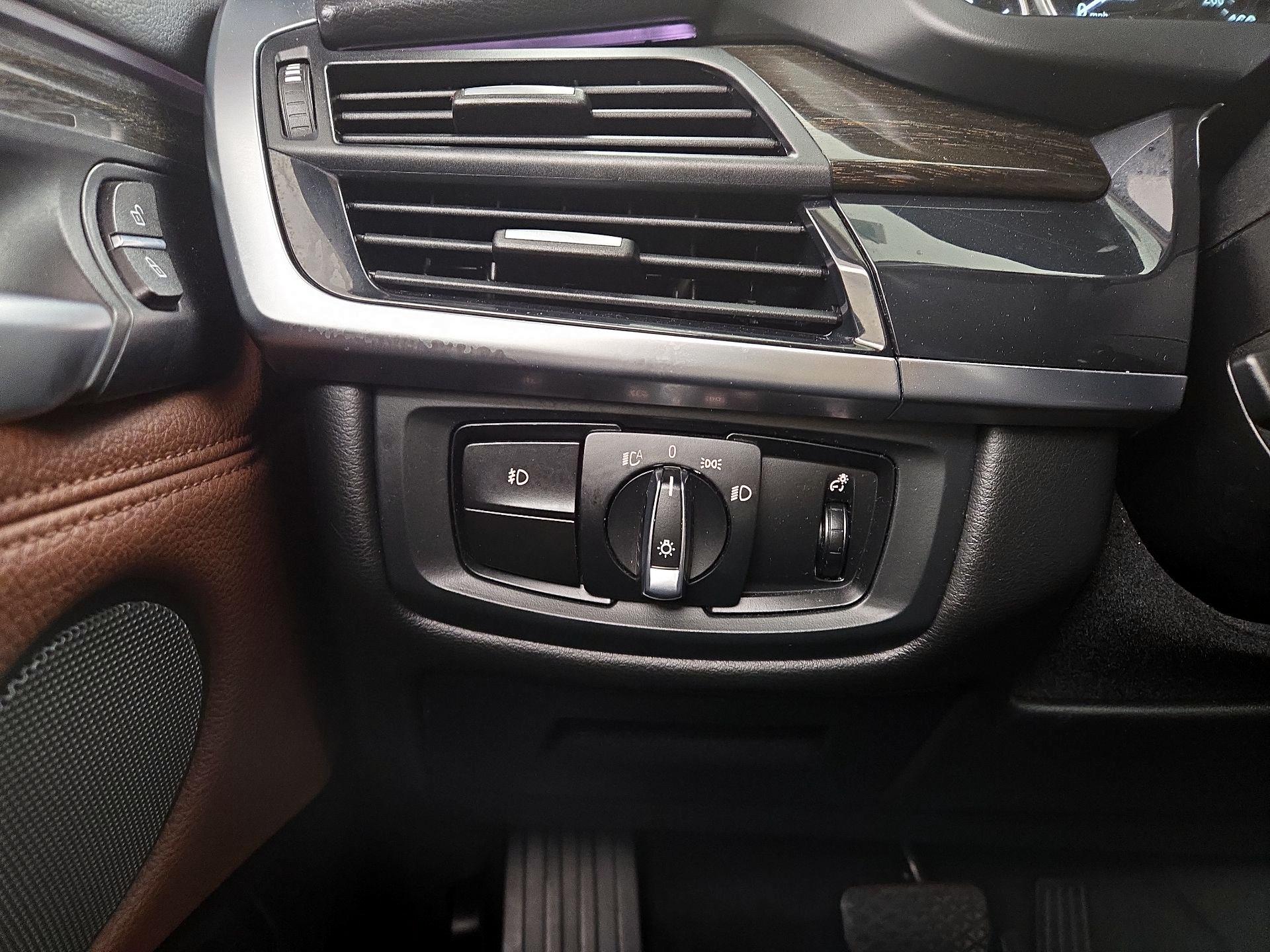 Thumbnail: 2015 BMW X5 - 13