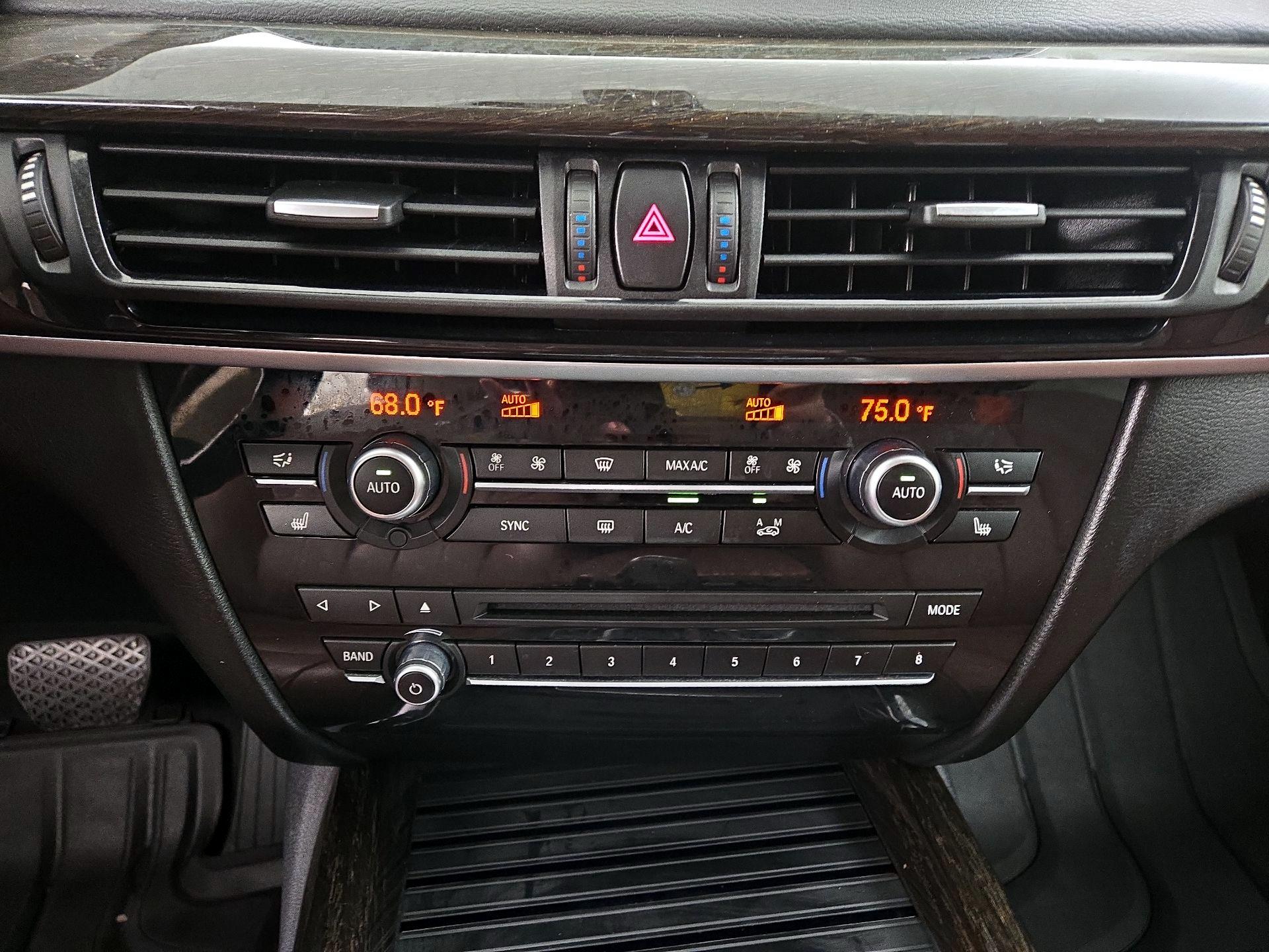 Thumbnail: 2015 BMW X5 - 17