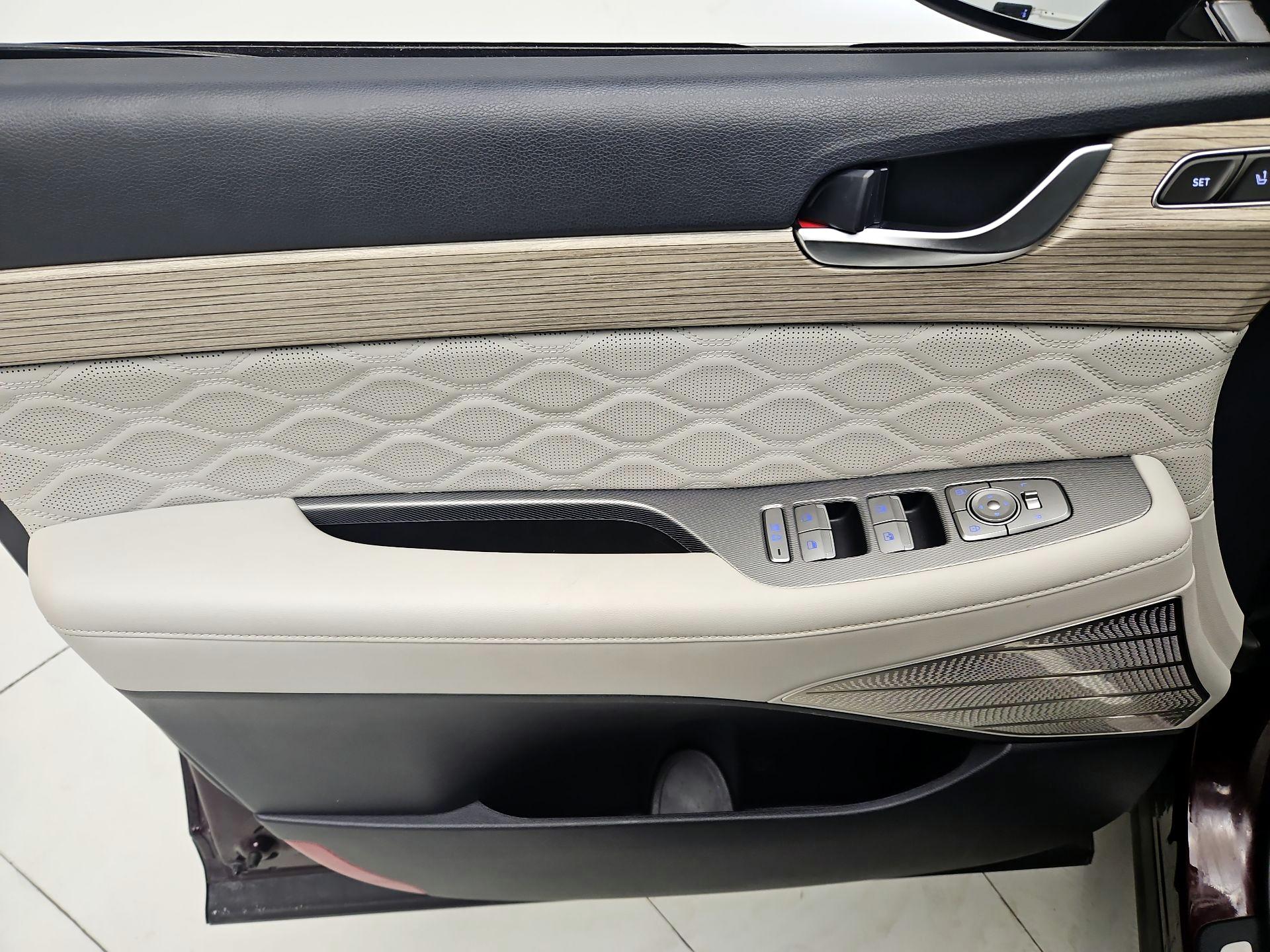 Thumbnail: 2022 Hyundai Palisade - 12