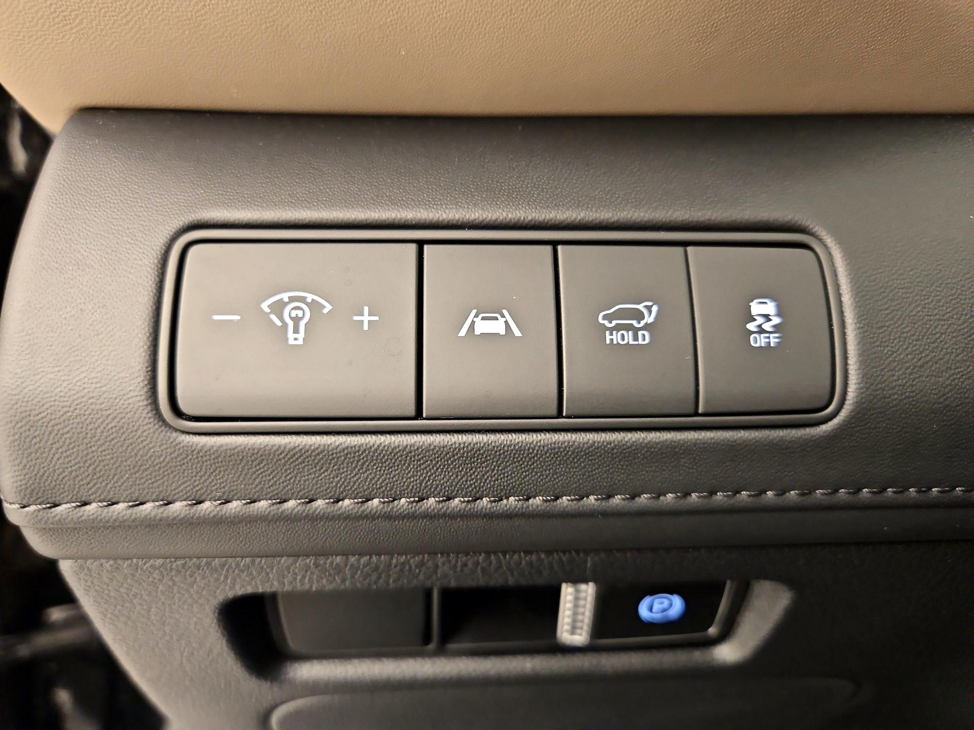 Thumbnail: 2023 Hyundai Santa Fe - 13