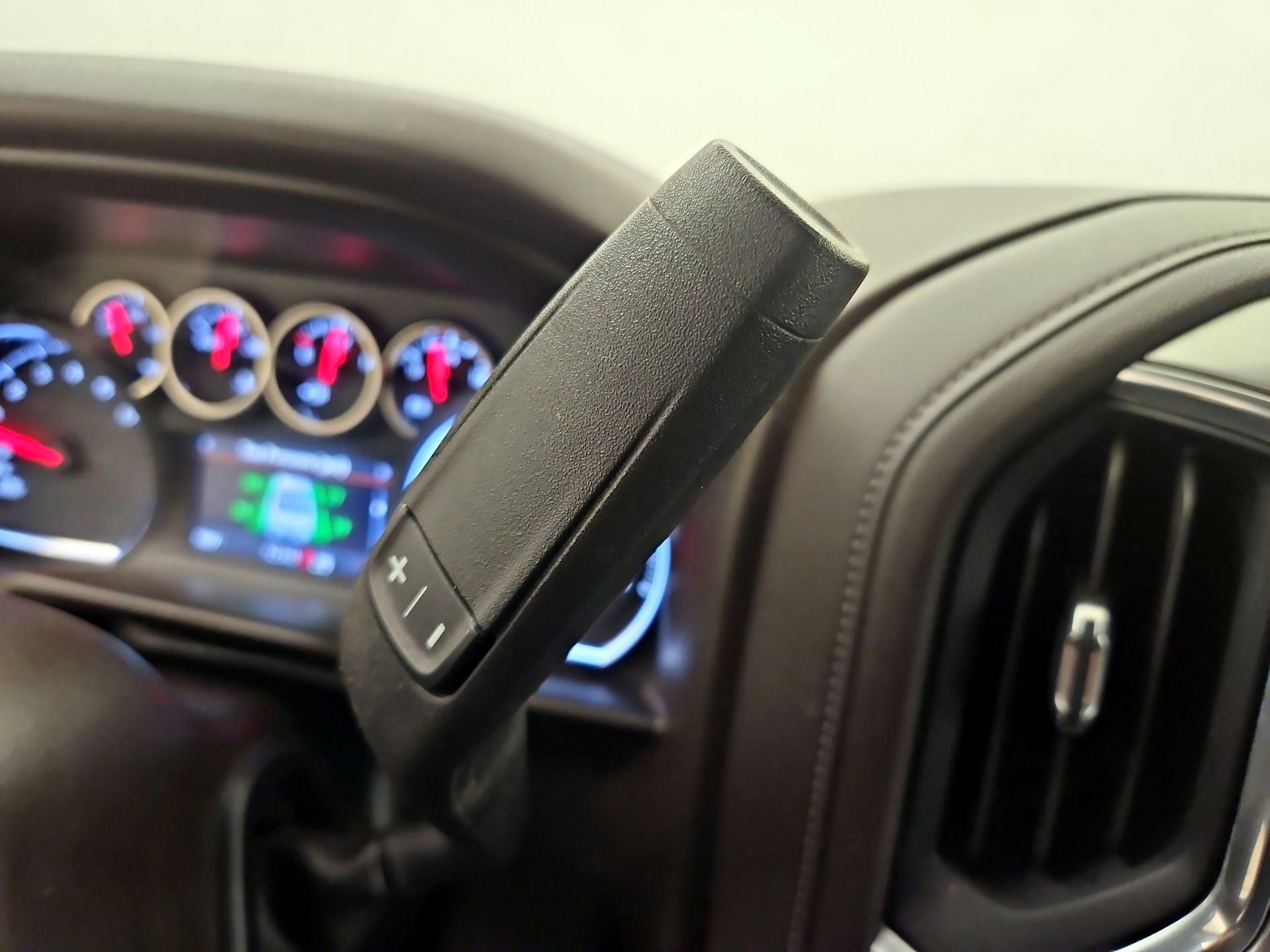 Thumbnail: 2020 Chevrolet Silverado 1500 - 17