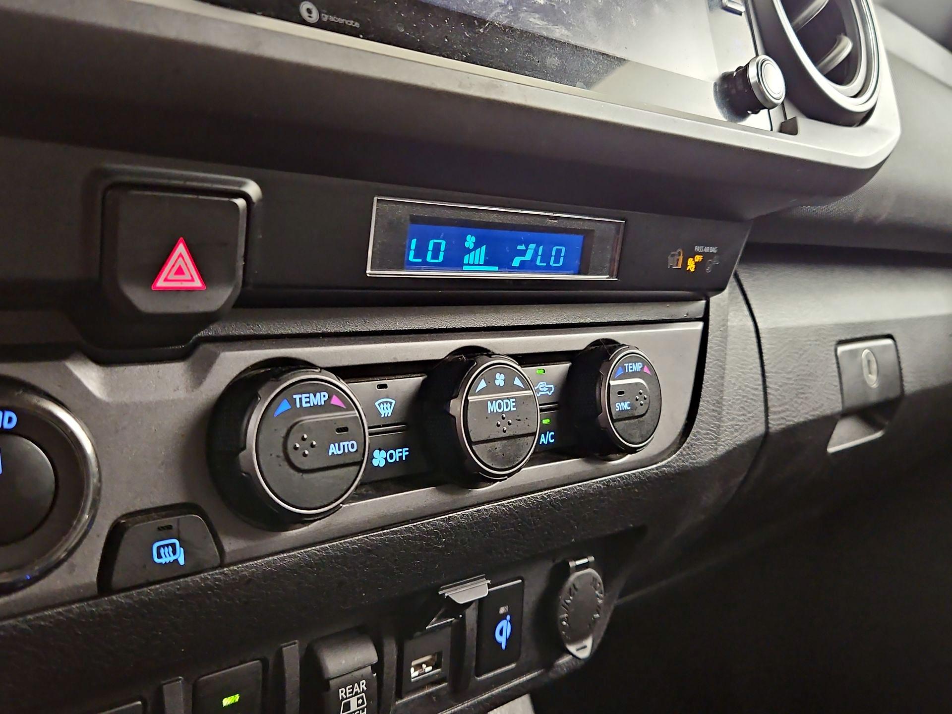 Thumbnail: 2021 Toyota Tacoma - 16